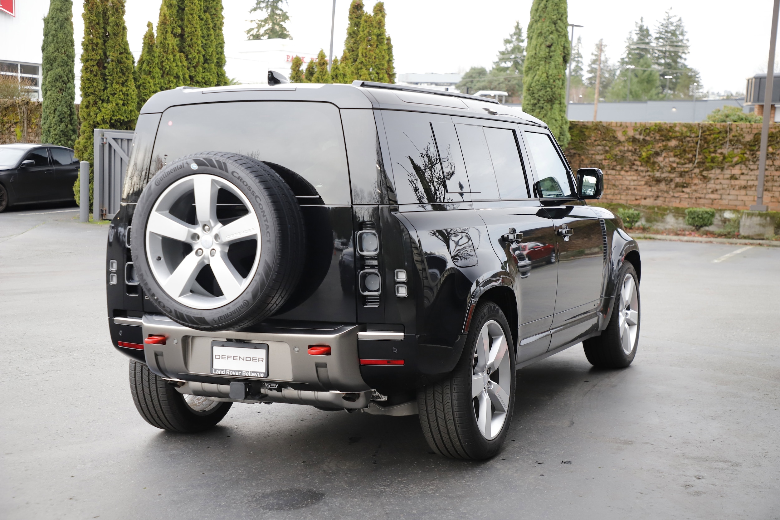 2025 Land Rover Defender X - Photo 28