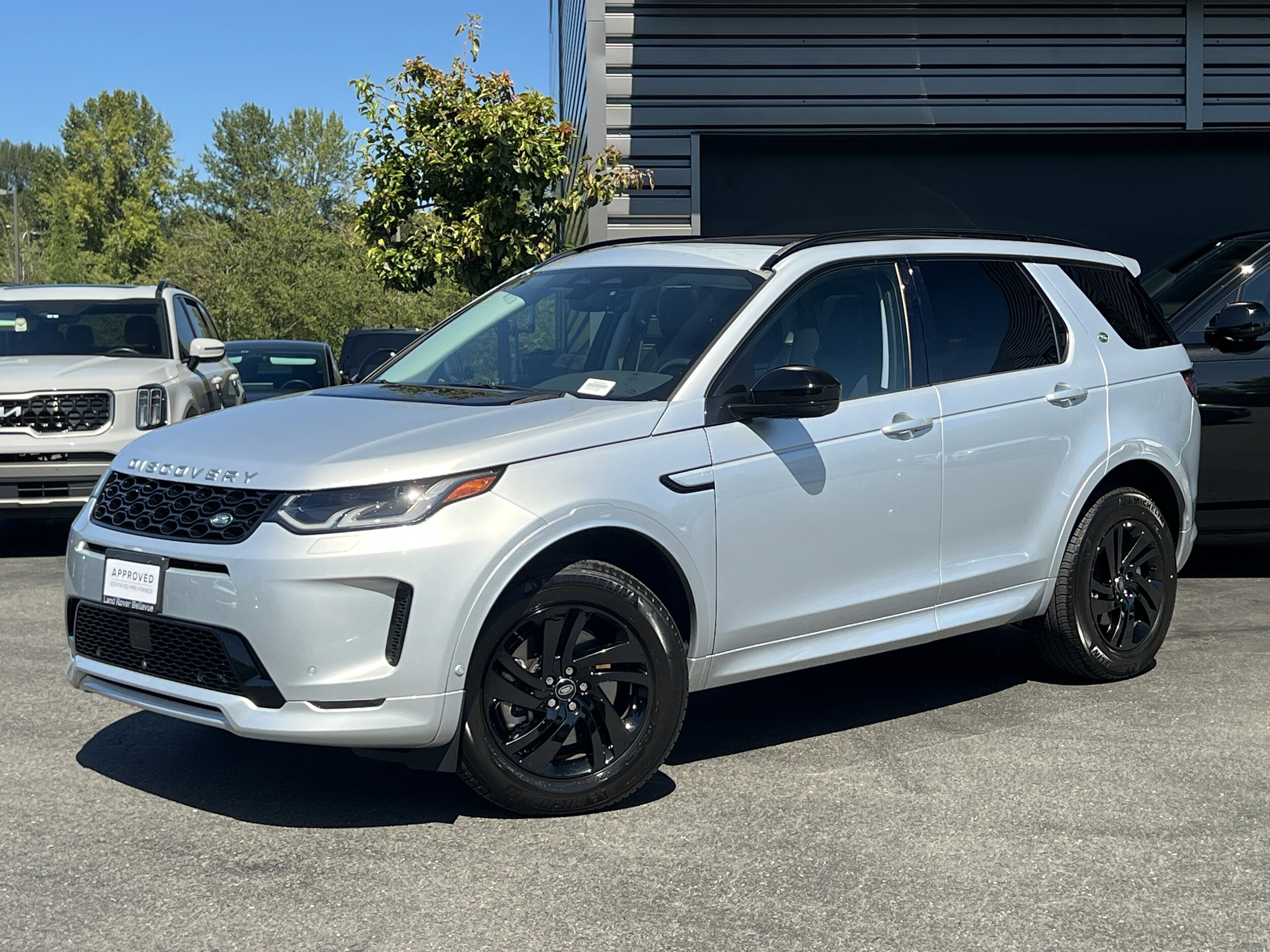 2025 Land Rover Discovery Sport S