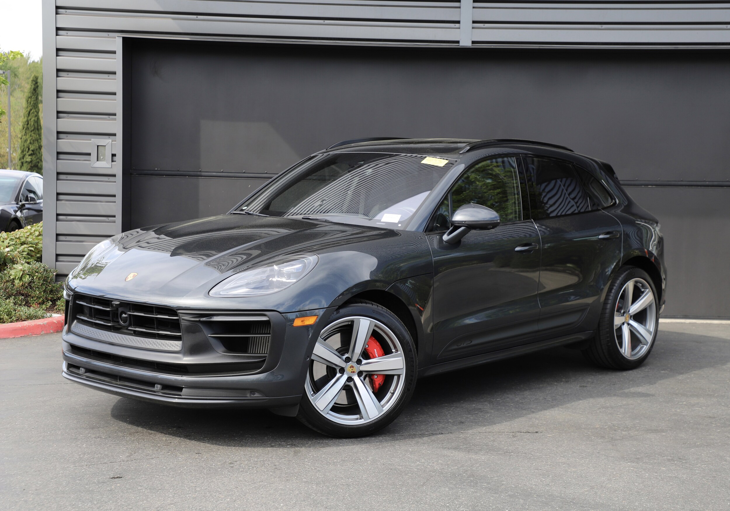 2024 Porsche Macan GTS's photo