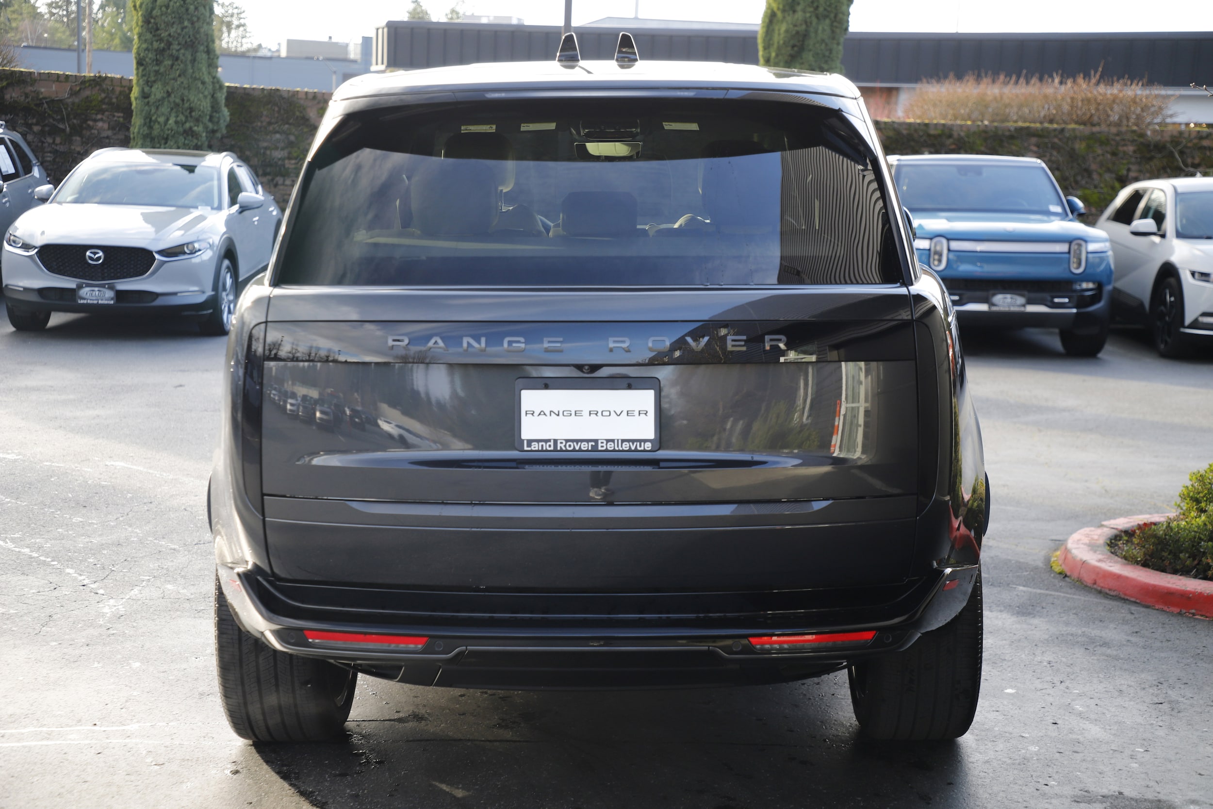 2026 Land Rover Range Rover SE - Photo 7