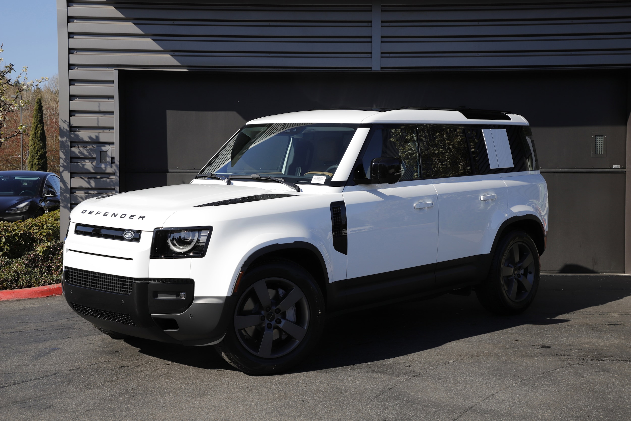 2026 Land Rover Defender 110 S P300's photo