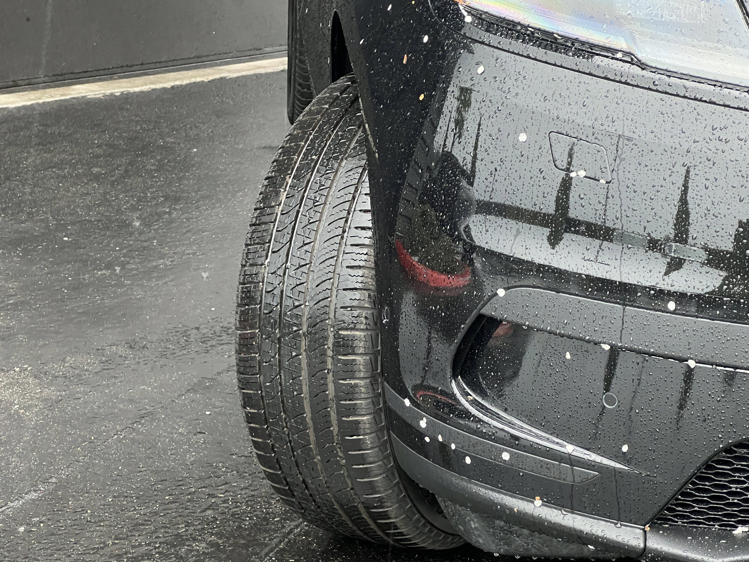 2026 Land Rover Range Rover Velar S photo 3