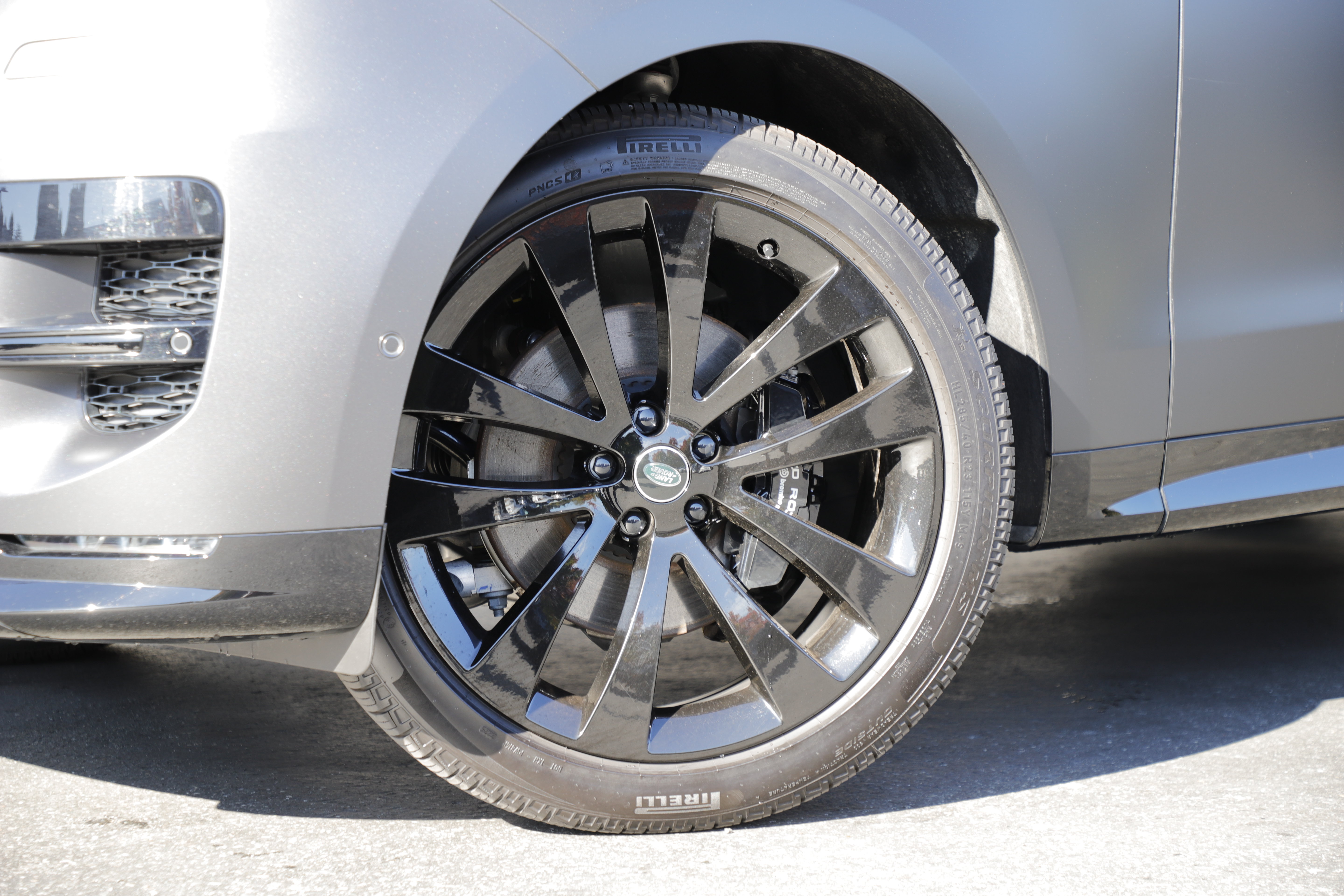 Certified 2025 Land Rover Range Rover Sport P400 Dynamic SE SUV