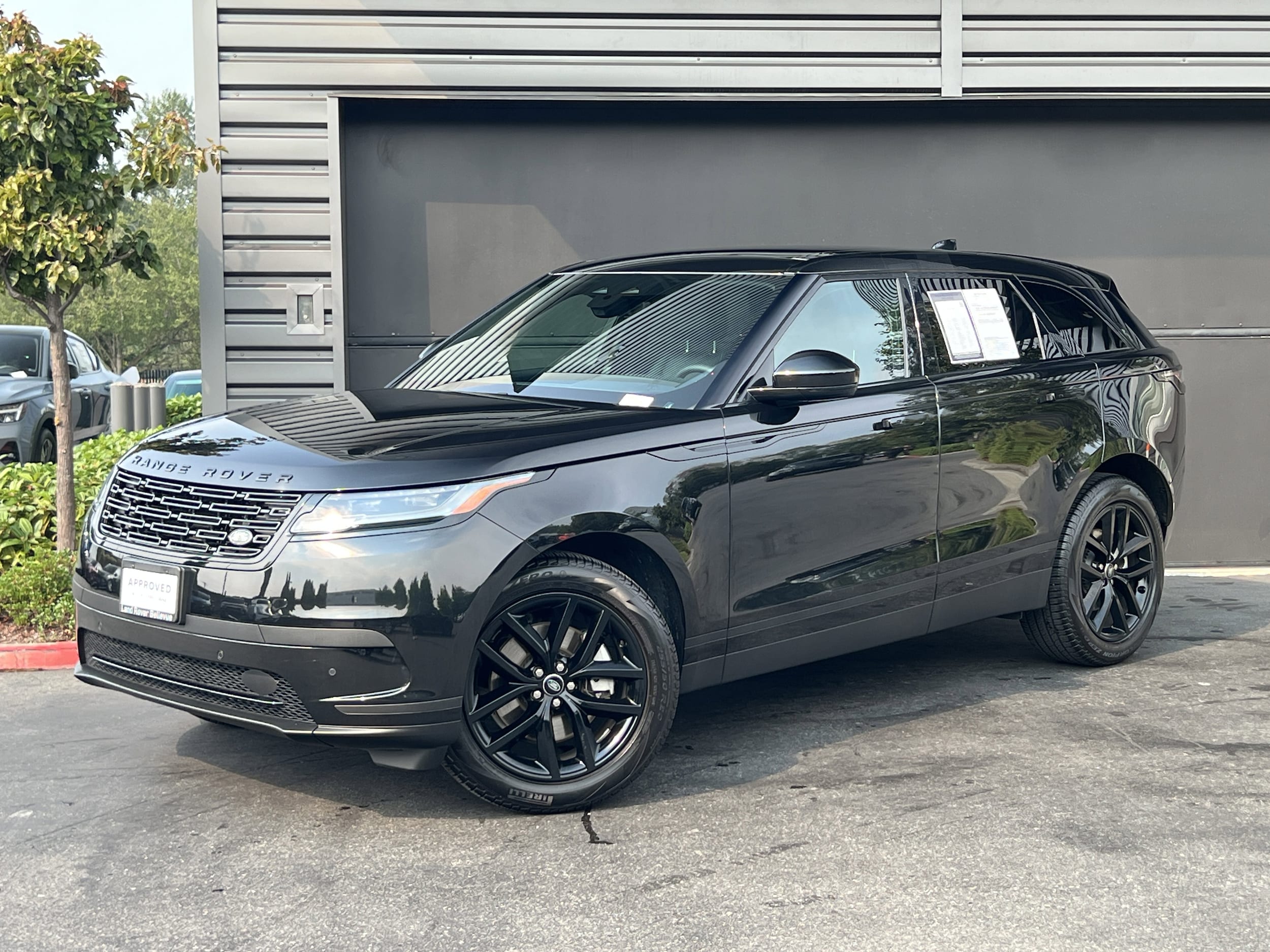 2025 Land Rover Range Rover Velar P250 S
