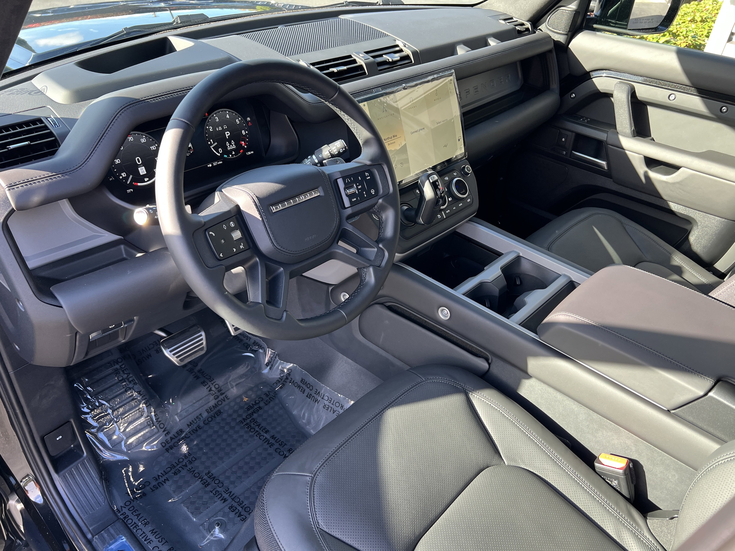 【最終値下げ】LAND ROVER DEFENDERステアリング New 2026 Land Rover Defender 130 For Sale at Land Rover Bellevue
