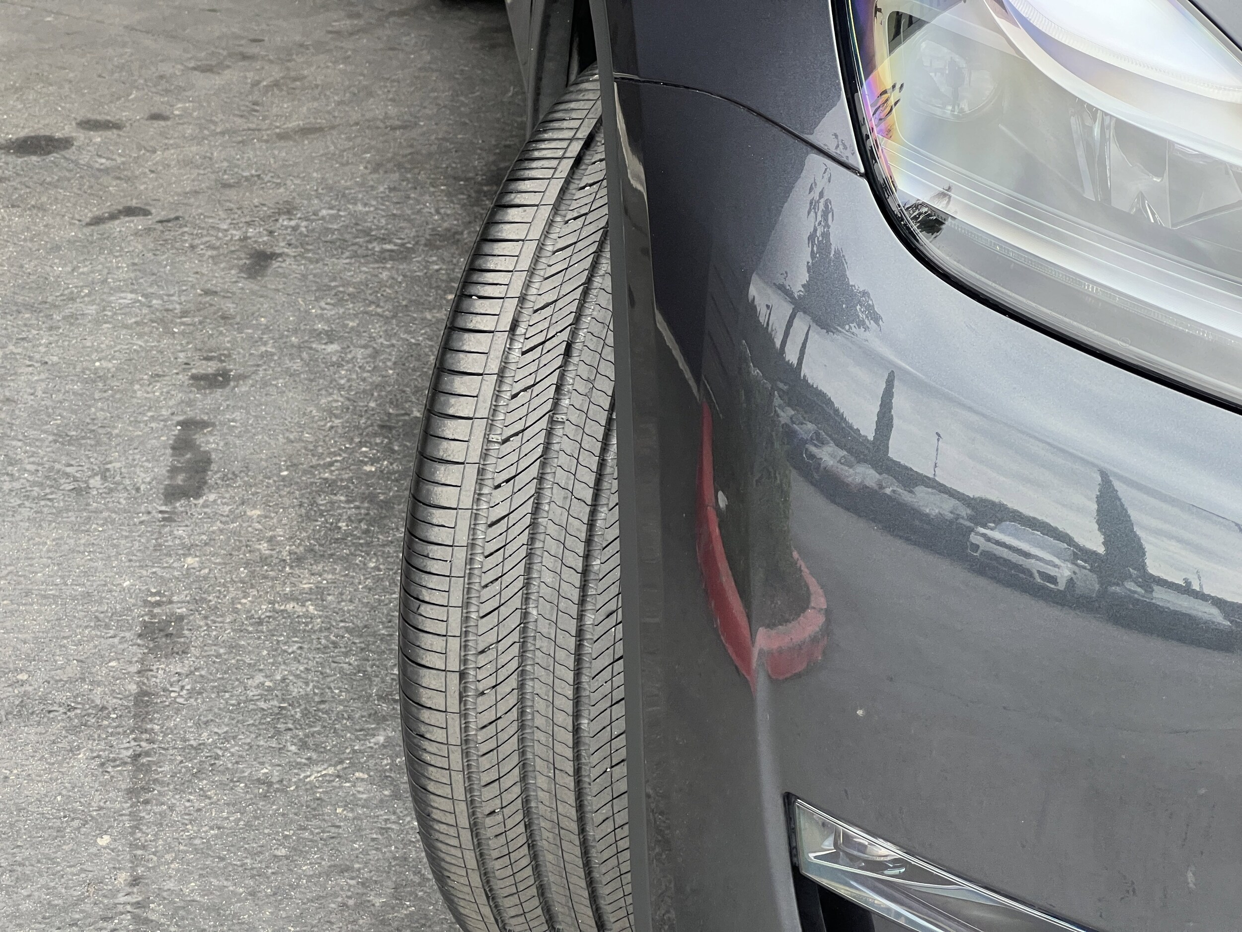 2024 Tesla Model Y Performance photo 3
