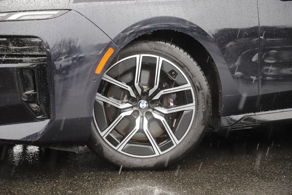 Used 2024 BMW 760i xDrive Sedan