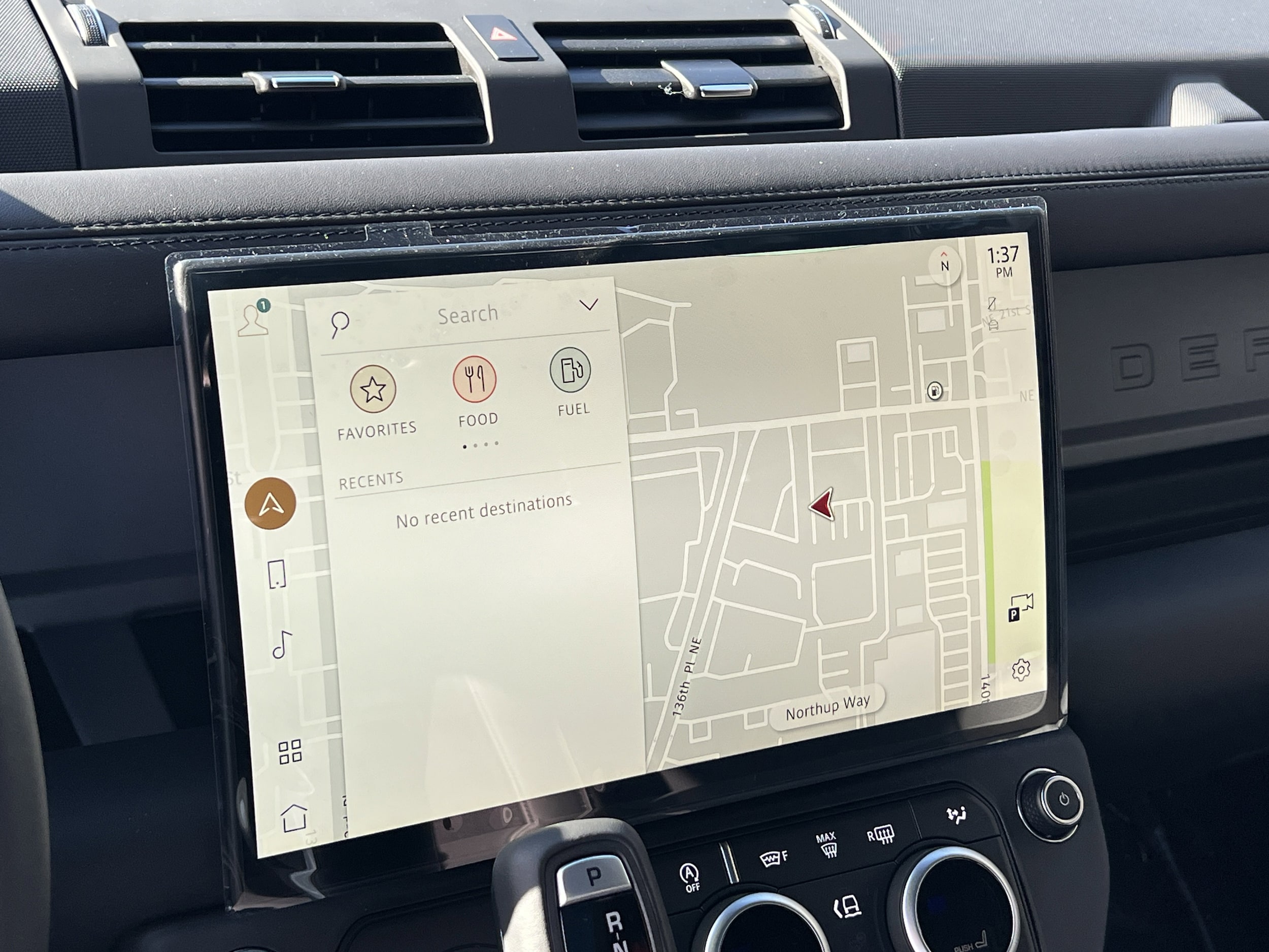 2026 Land Rover Defender V8 - Photo 26