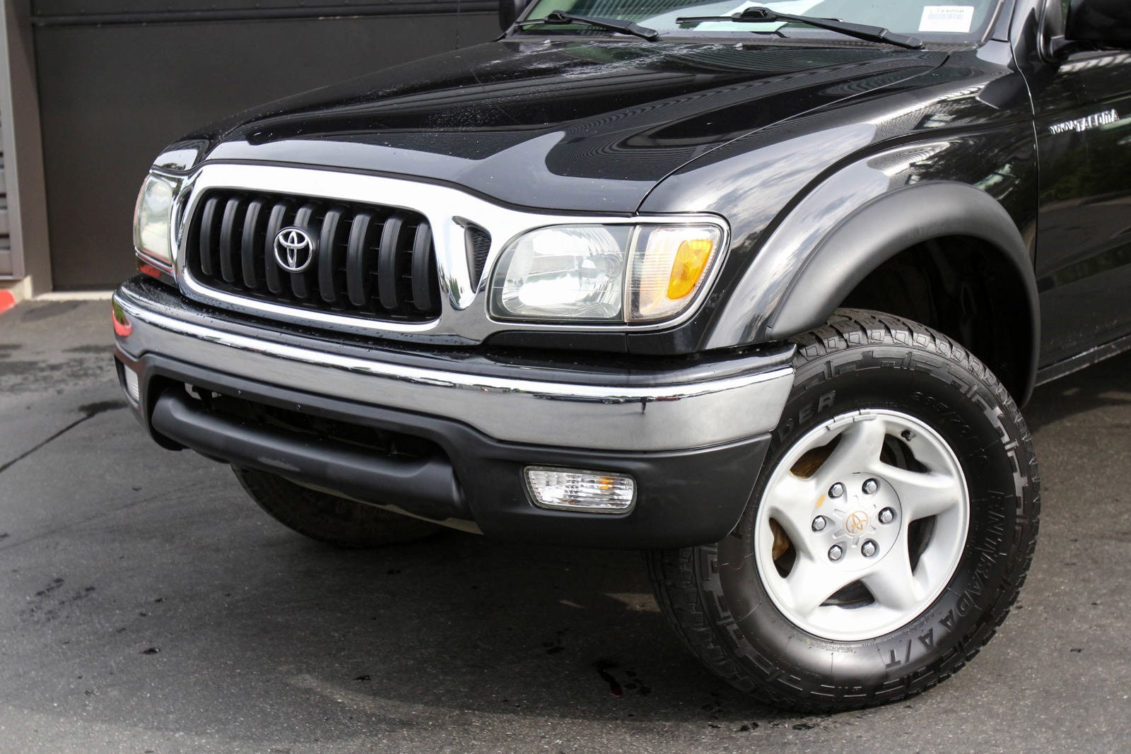 Used 2004 Toyota Tacoma Prerunner with VIN 5TESN92N14Z328783 for sale in Bellevue, WA