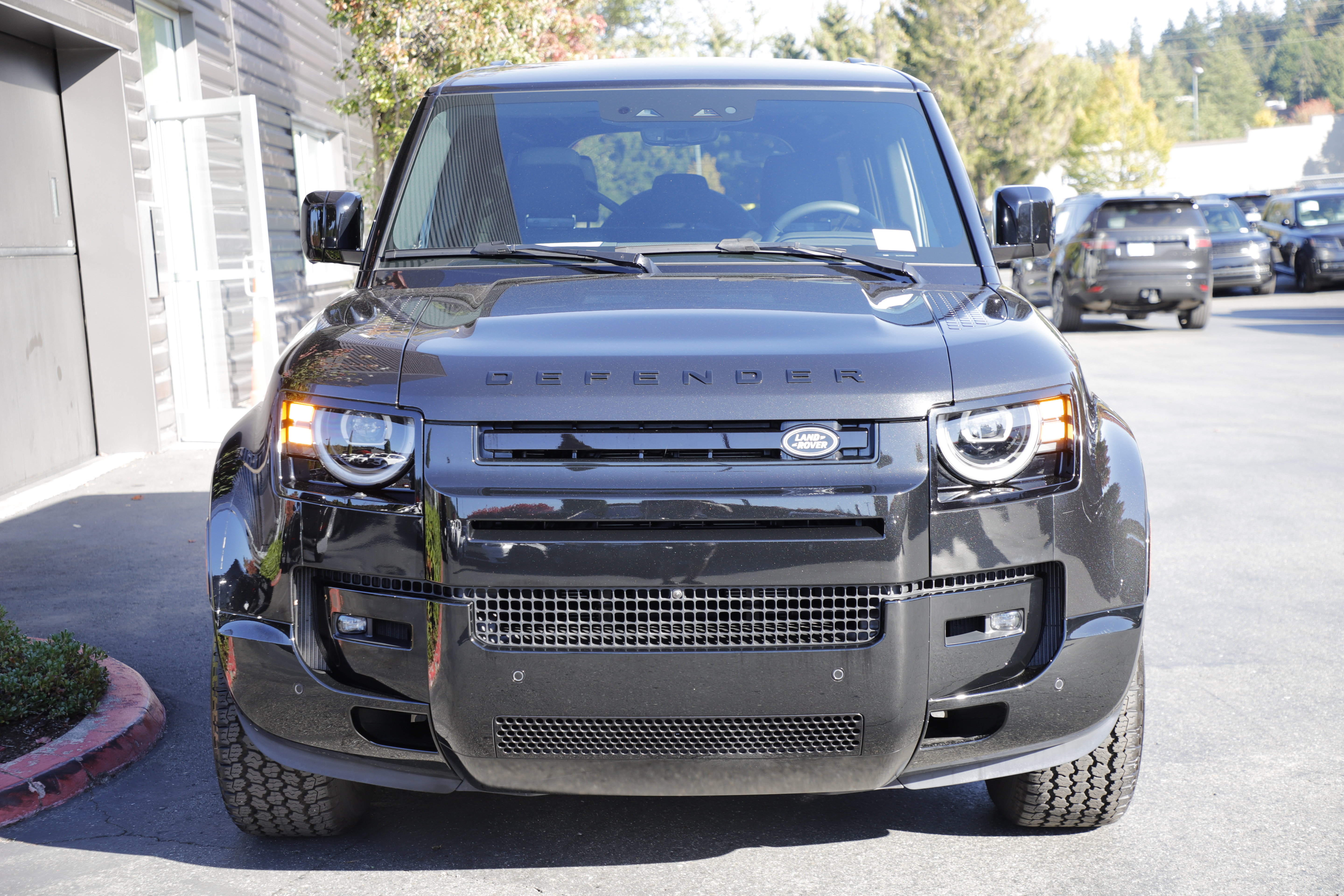 Used 2026 Land Rover Defender 110 X-Dynamic SE SUV