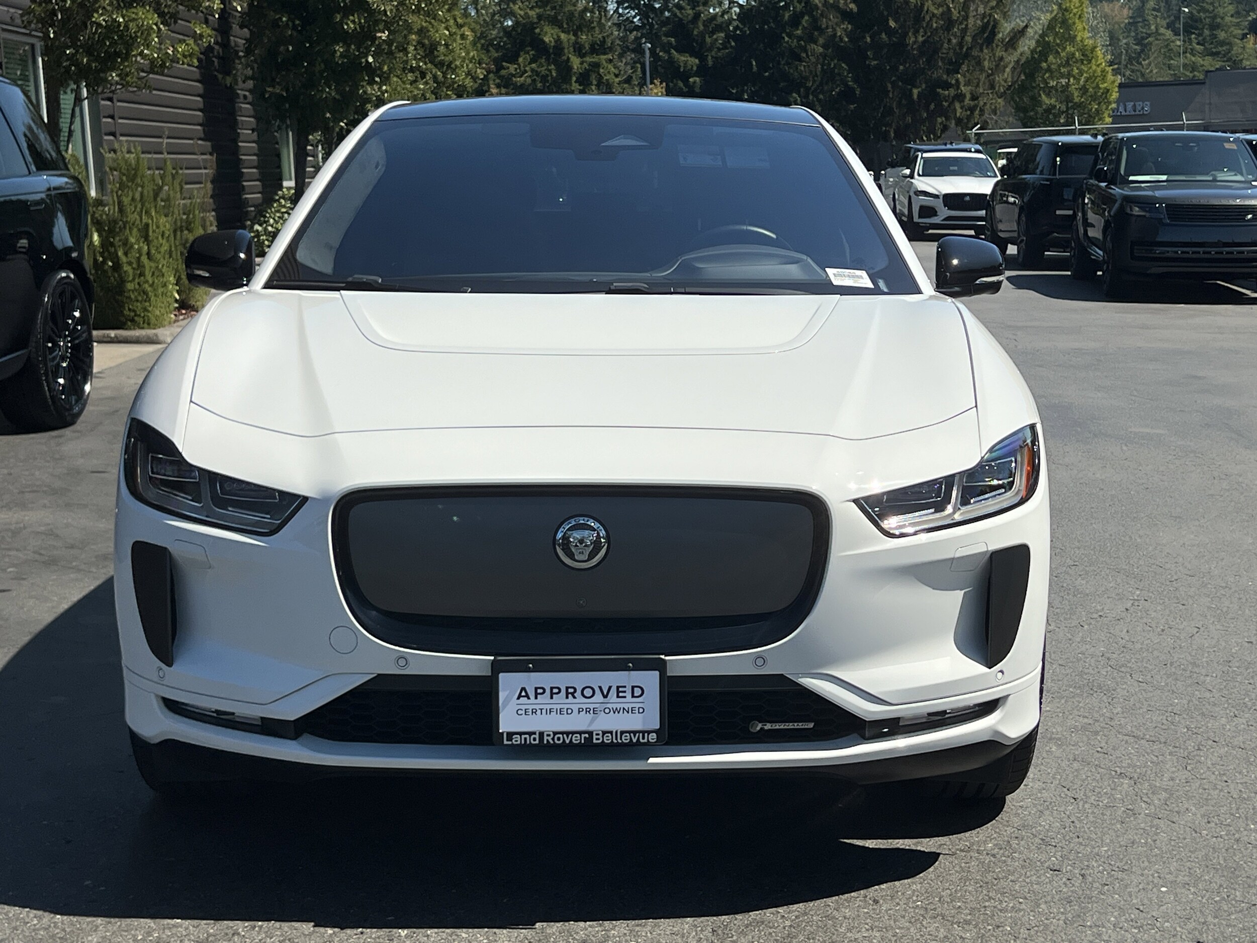 2024 Jaguar I-PACE HSE photo 2