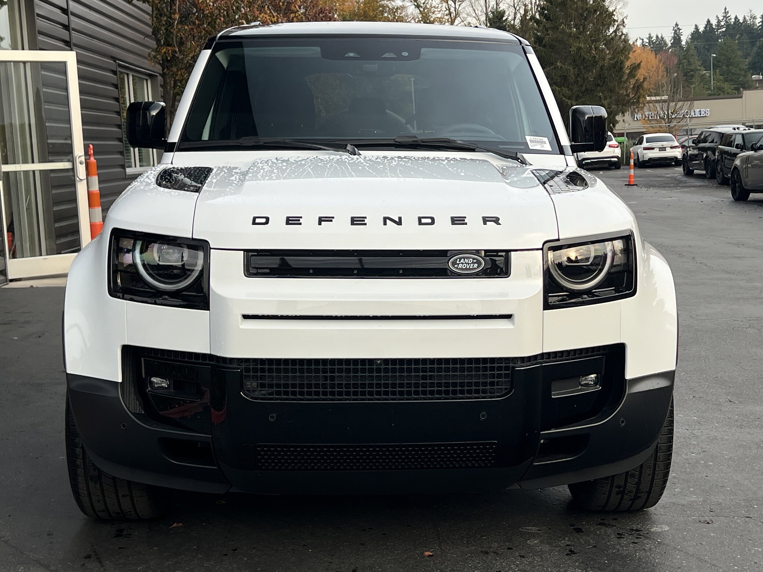 2026 Land Rover Defender 110 S photo 4