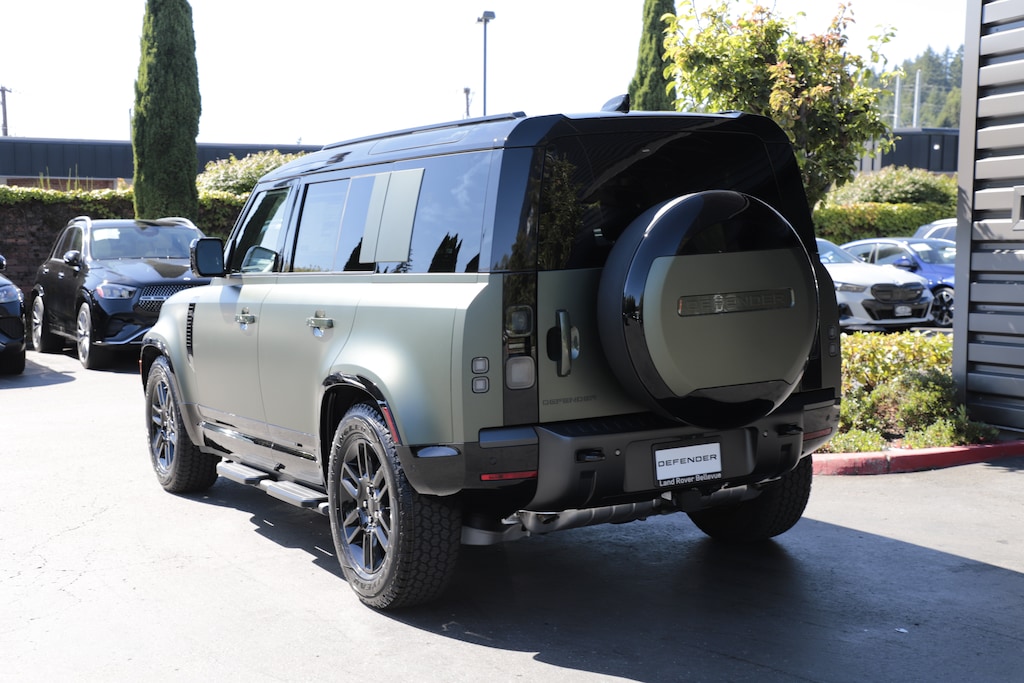 New 2026 Land Rover Defender 110 X-Dynamic SE SUV