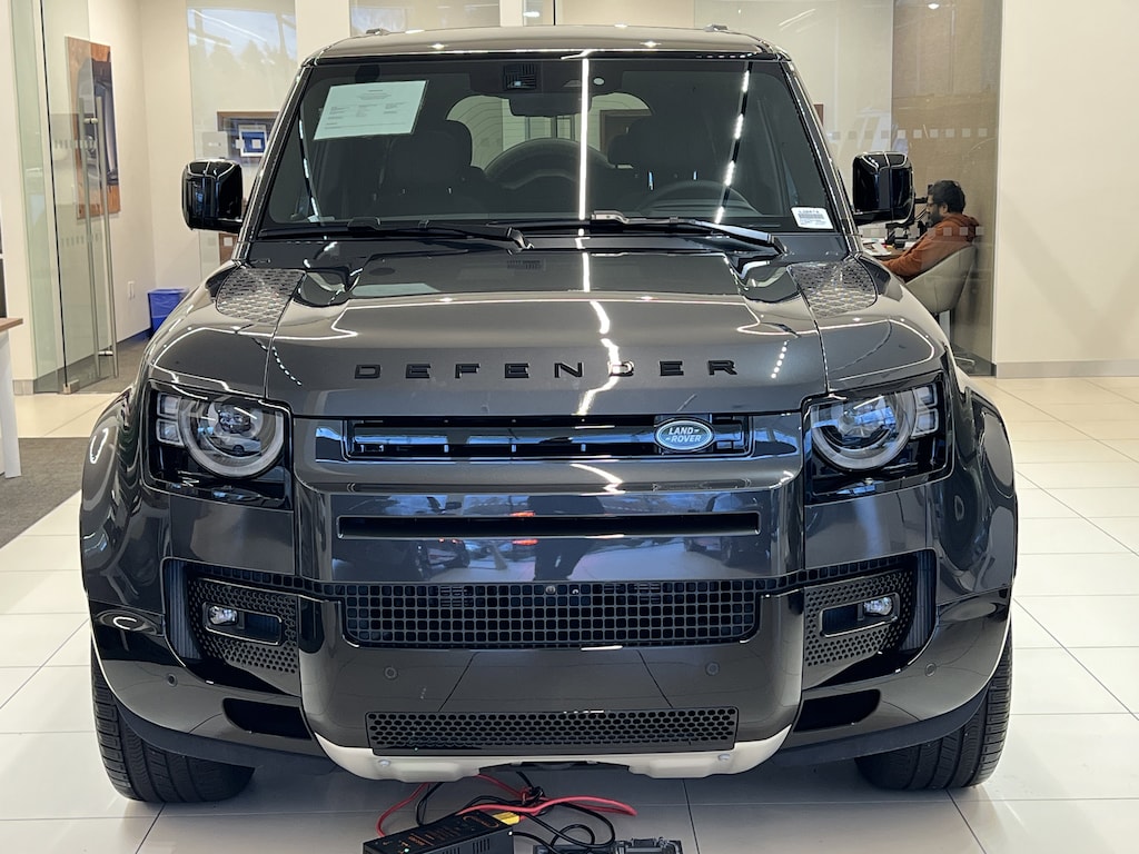 New 2025 Land Rover Defender 130 V8 SUV