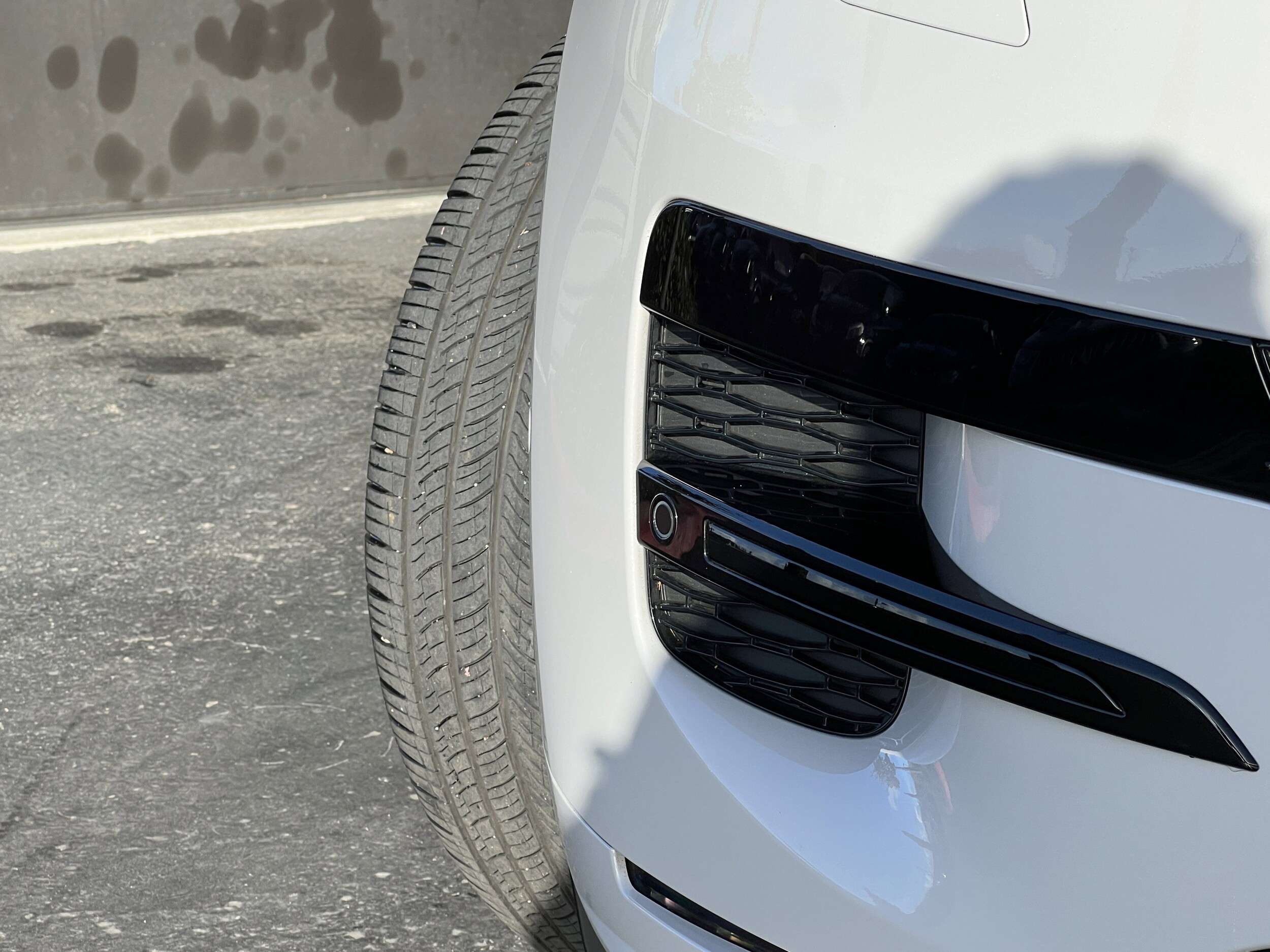 2025 Land Rover Range Rover Sport P400 Dynamic SE photo 3