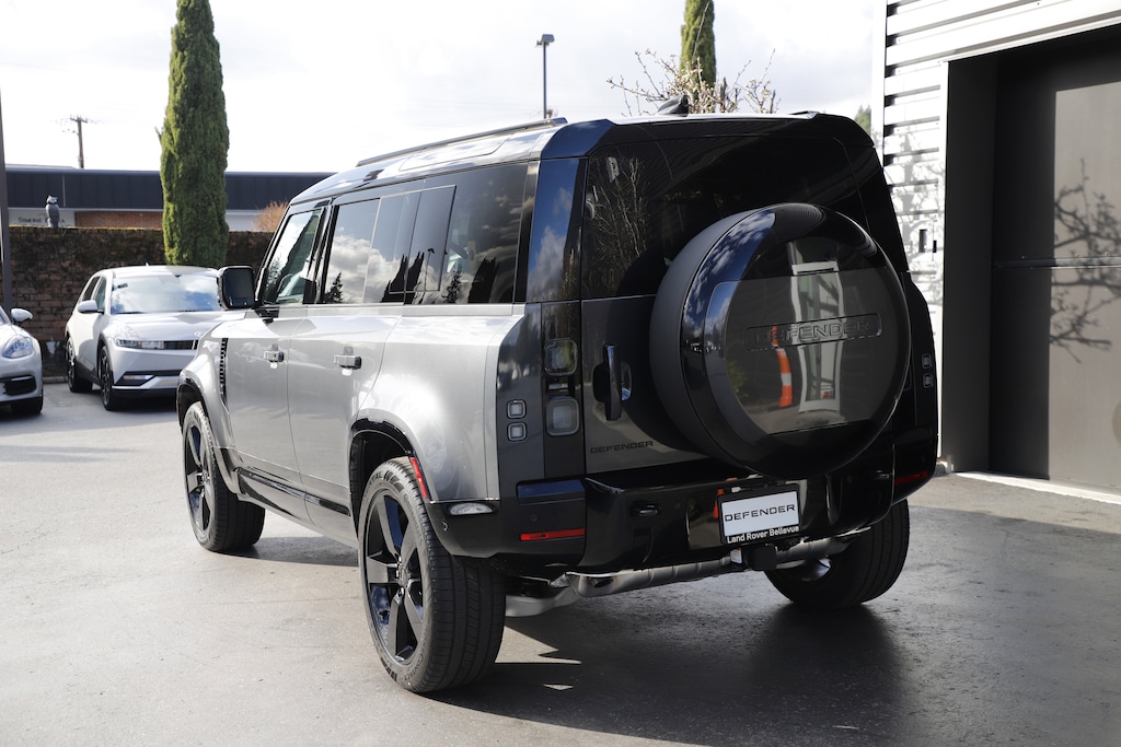 New 2026 Land Rover Defender 110 X-Dynamic SE SUV