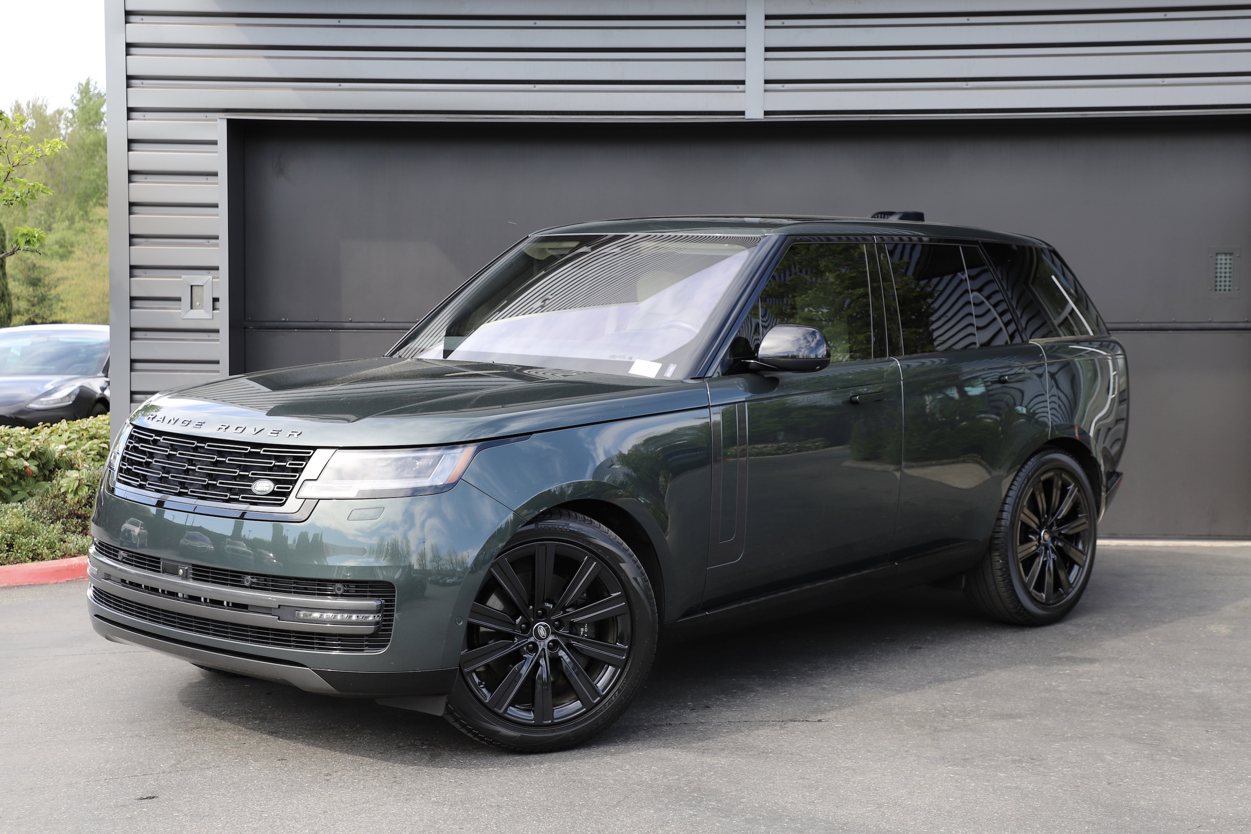 2023 Land Rover Range Rover 3.0 SE SWB's photo