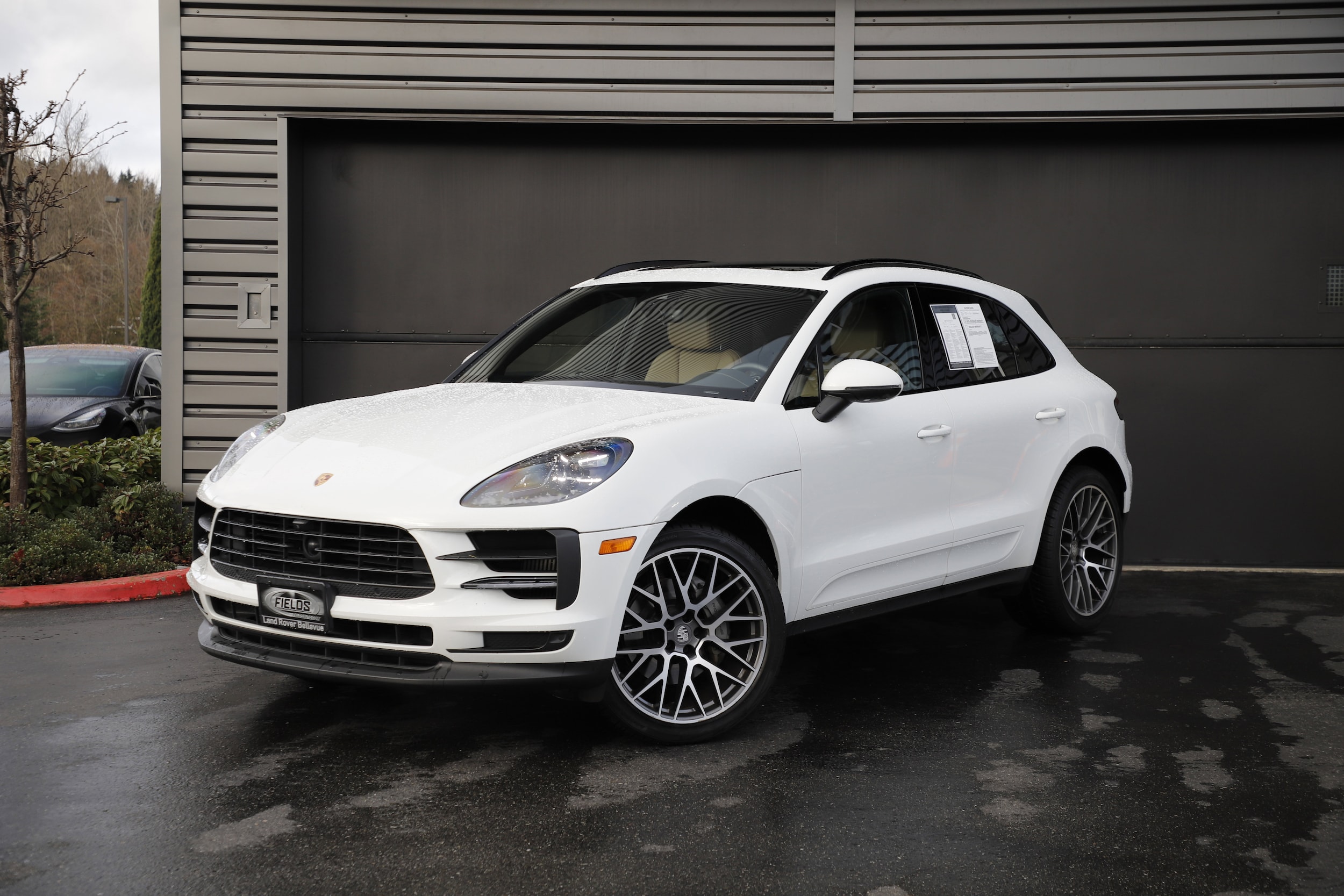 2020 Porsche Macan S's photo