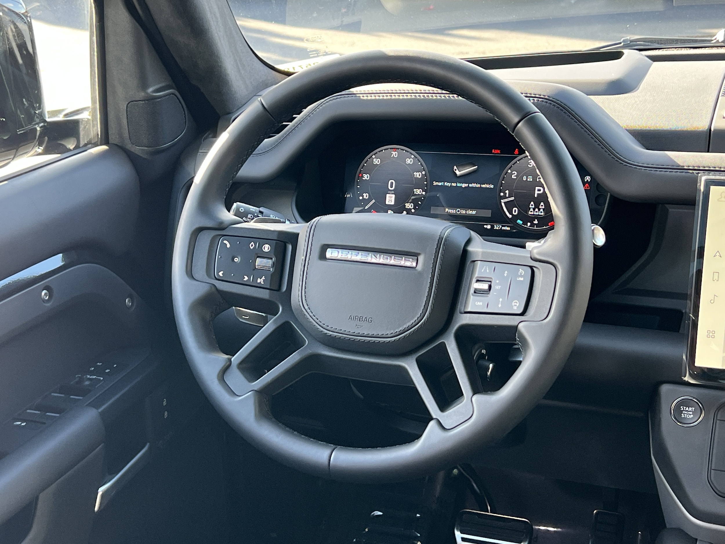 2026 Land Rover Defender V8 - Photo 20