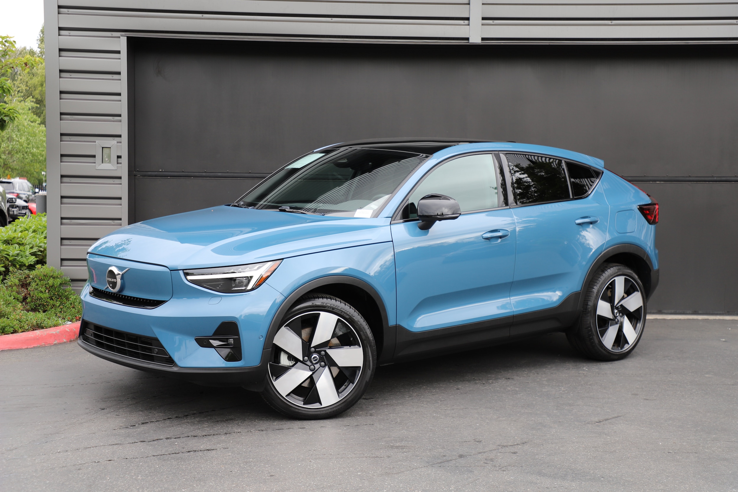 2023 Volvo C40 P8 Recharge Ultimate AWD's photo