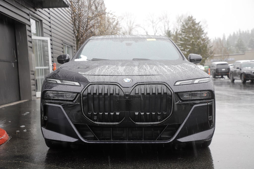 Used 2024 BMW 760i xDrive Sedan