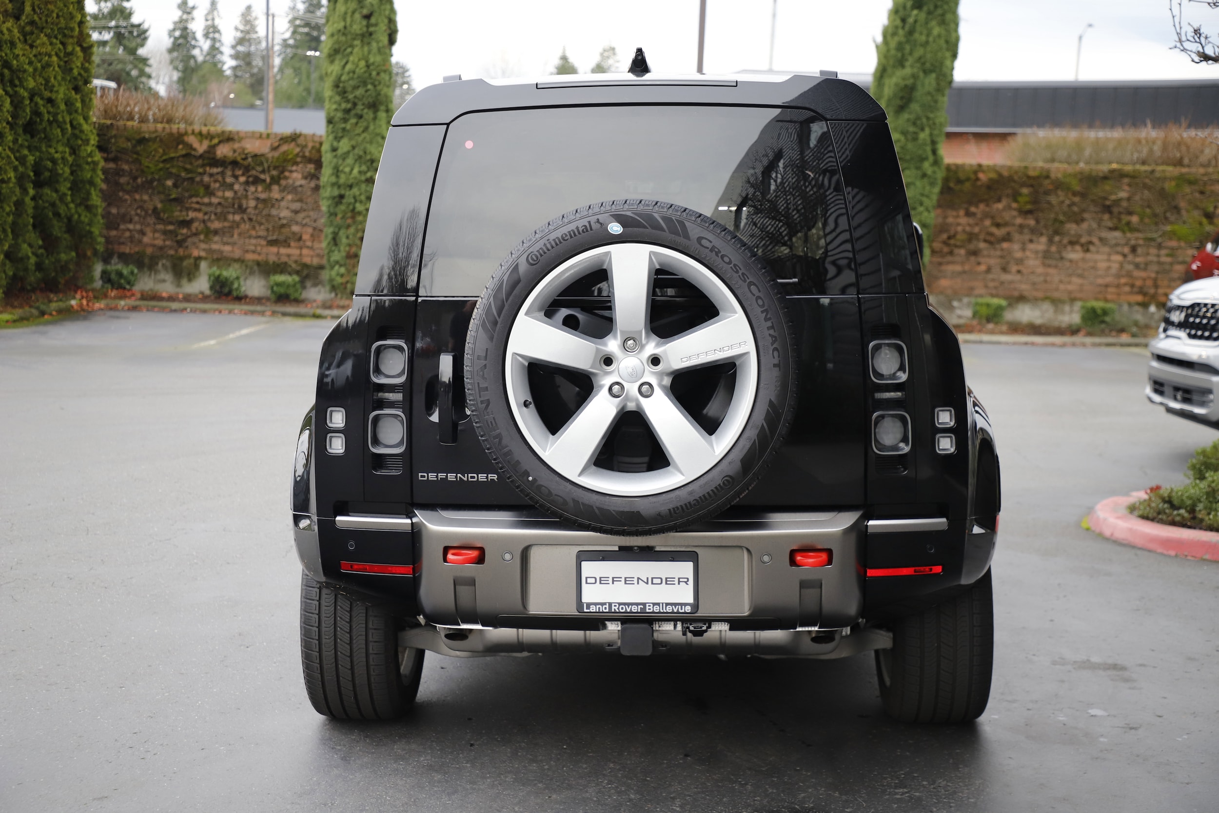 2025 Land Rover Defender X - Photo 27