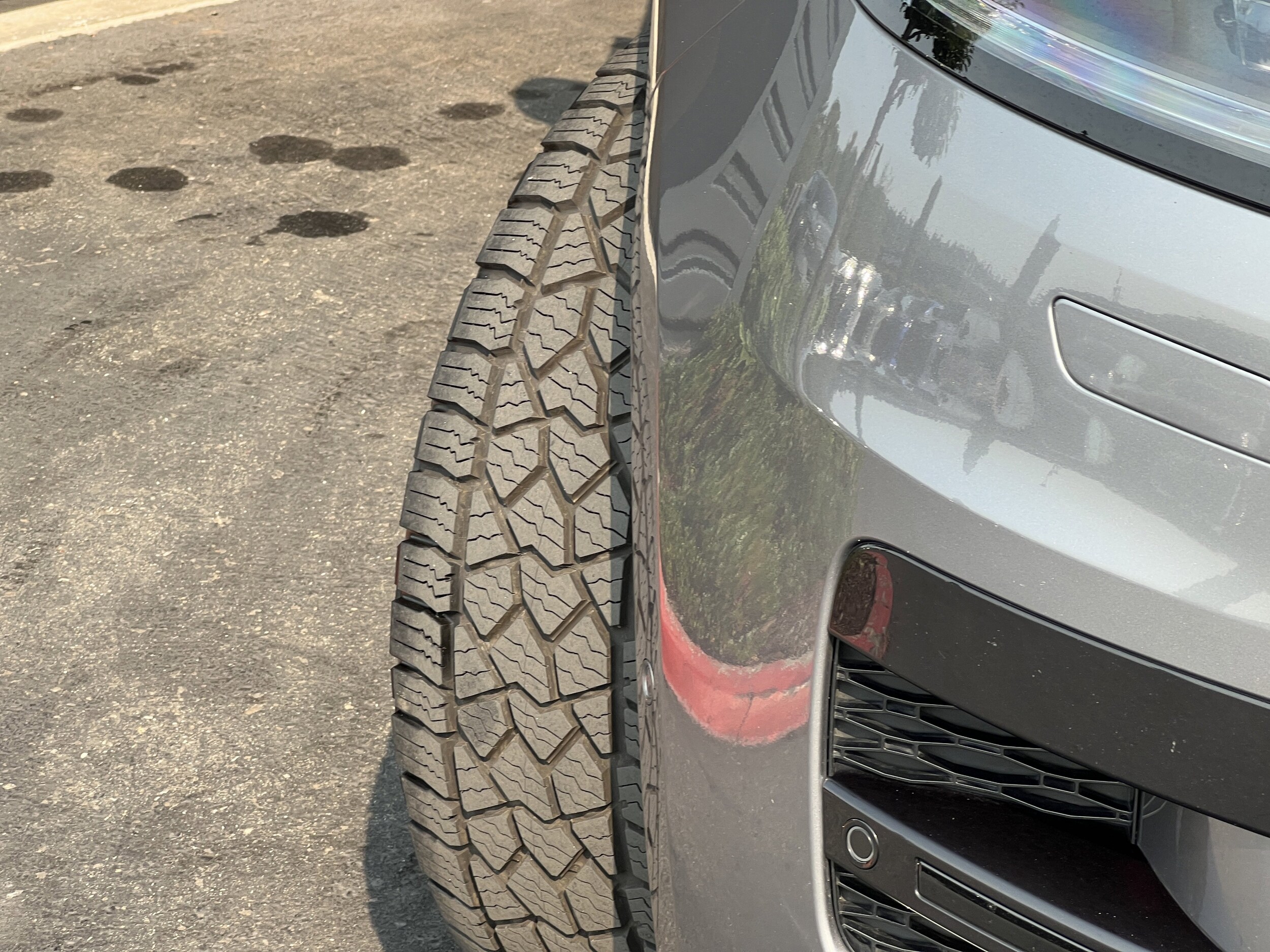 2023 Land Rover Range Rover Sport SE photo 2