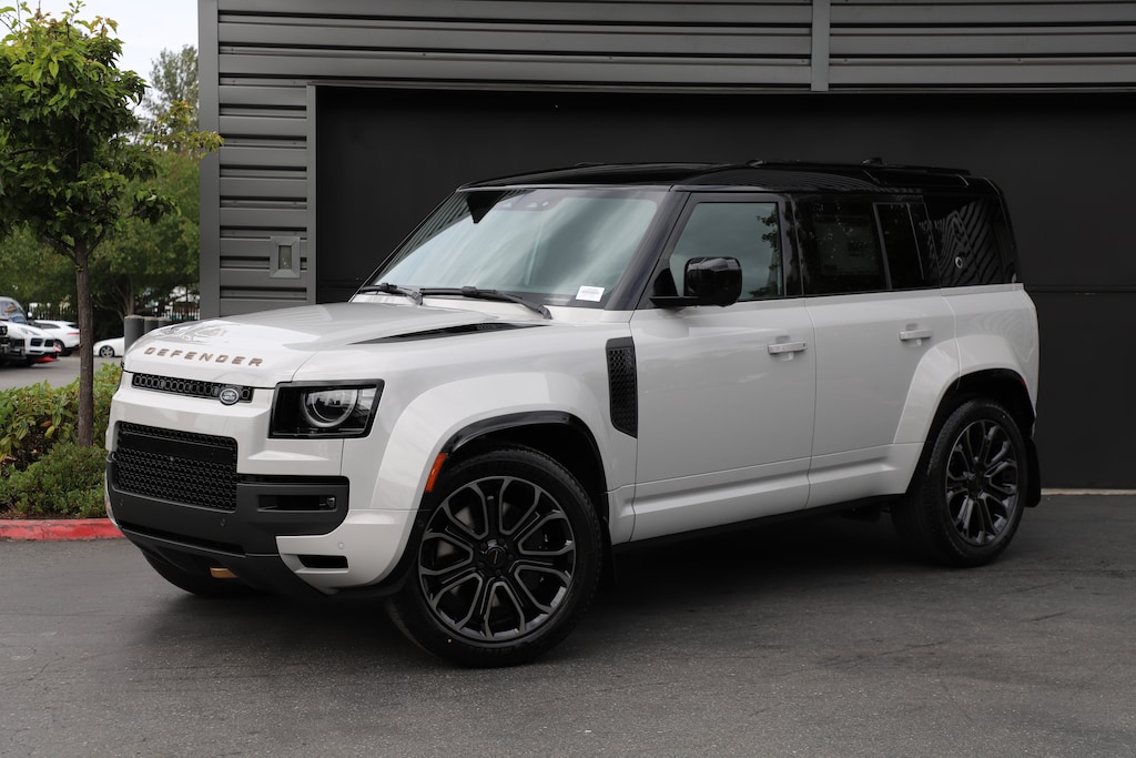New 2026 Land Rover Defender 110 Octa SUV