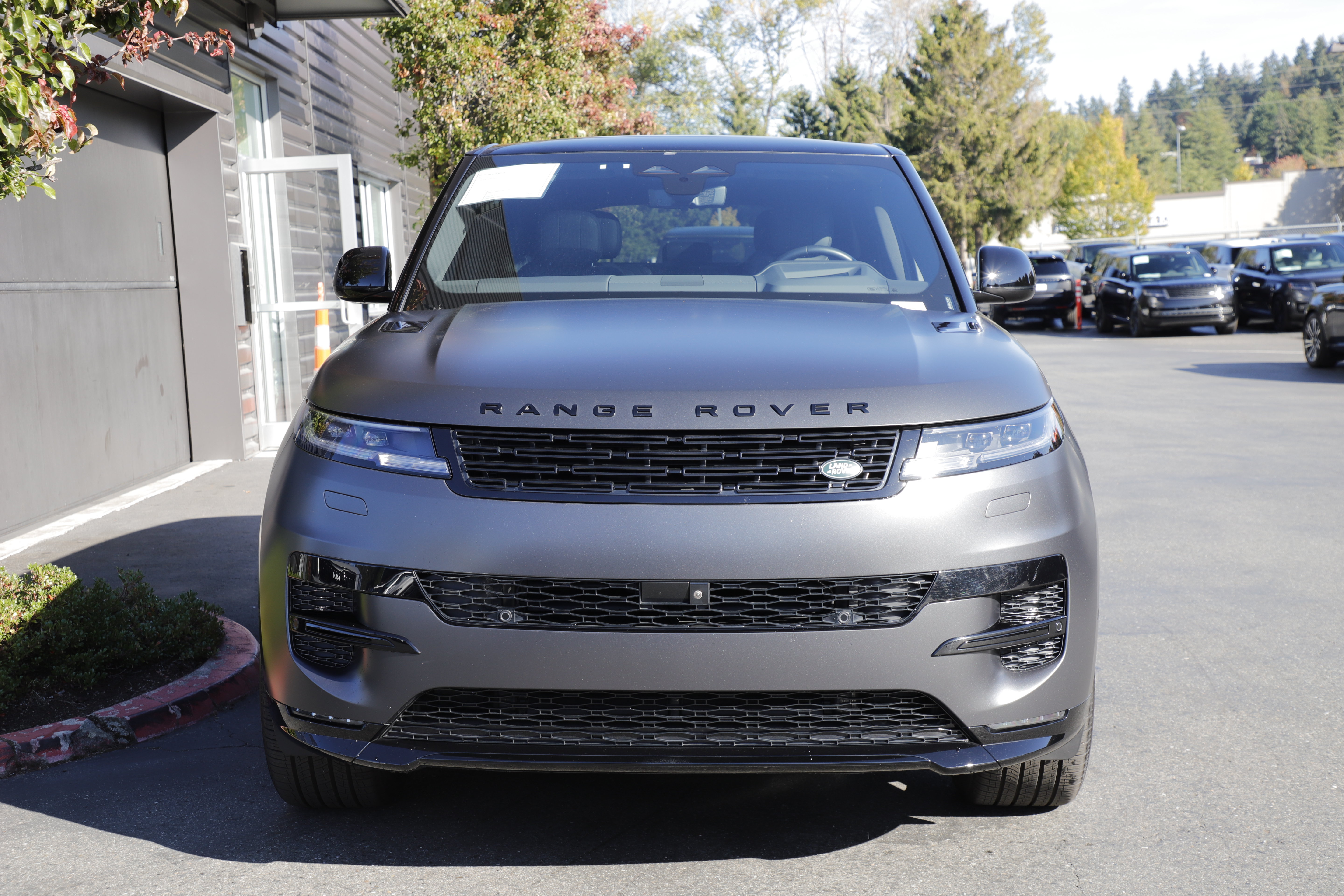 Certified 2025 Land Rover Range Rover Sport P400 Dynamic SE SUV