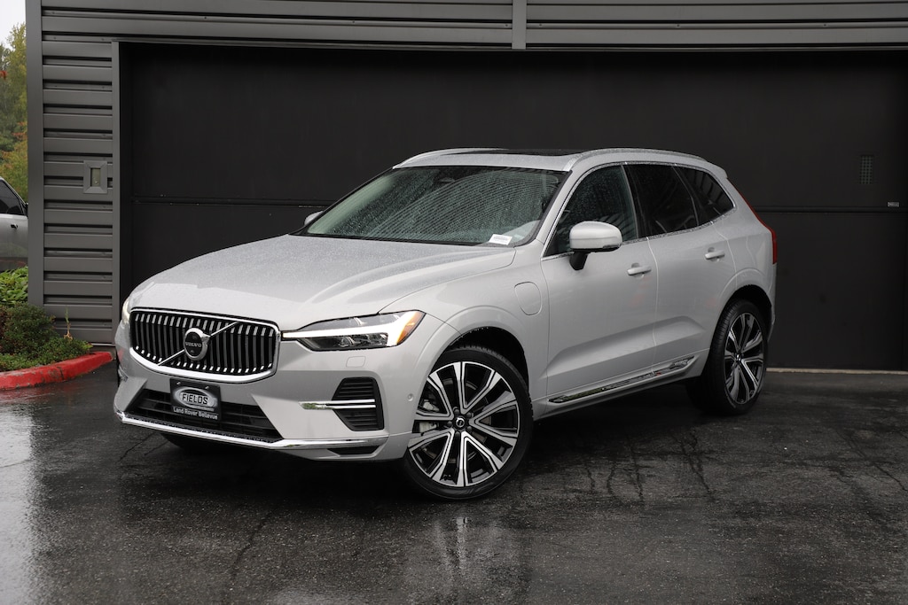 Used 2023 Volvo XC60 Recharge Plug-In Hybrid Ultimate Bright SUV