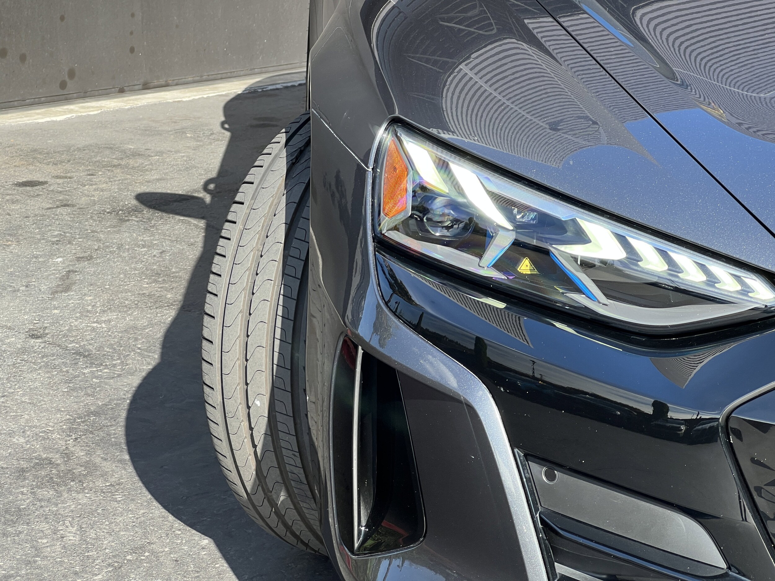 2022 Audi e-tron GT Premium Plus photo 3