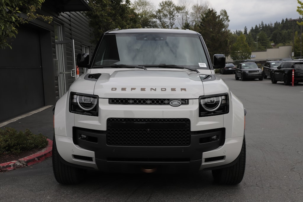 New 2026 Land Rover Defender 110 Octa SUV