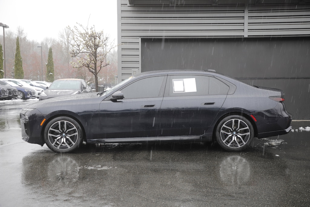 Used 2024 BMW 760i xDrive Sedan