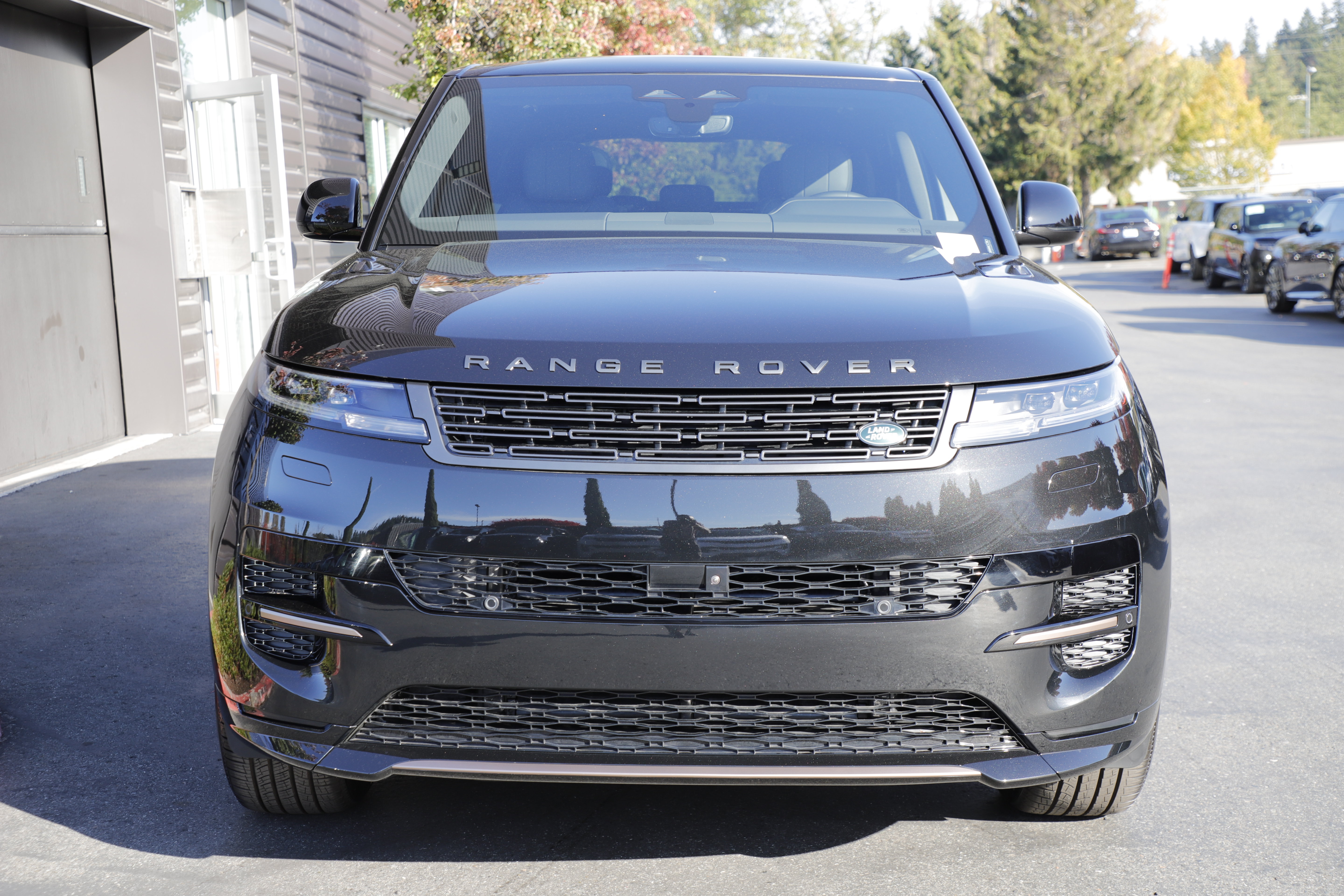 New 2027 Land Rover Range Rover Sport P400 Dynamic SE SUV