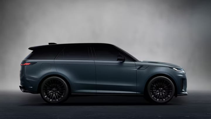 2025-range-rover-sport-profile.png