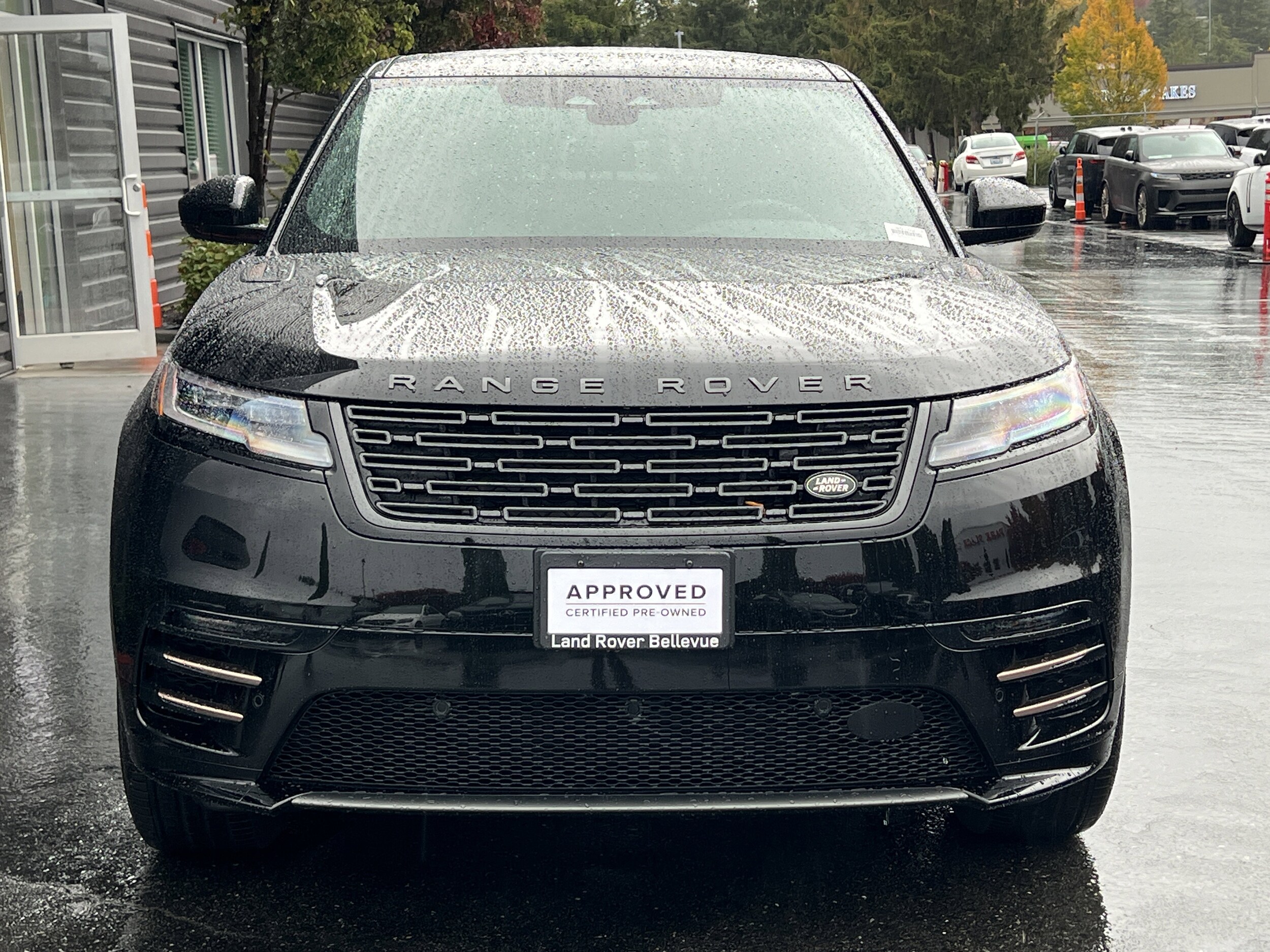 2025 Land Rover Range Rover Velar P250 Dynamic SE photo 4