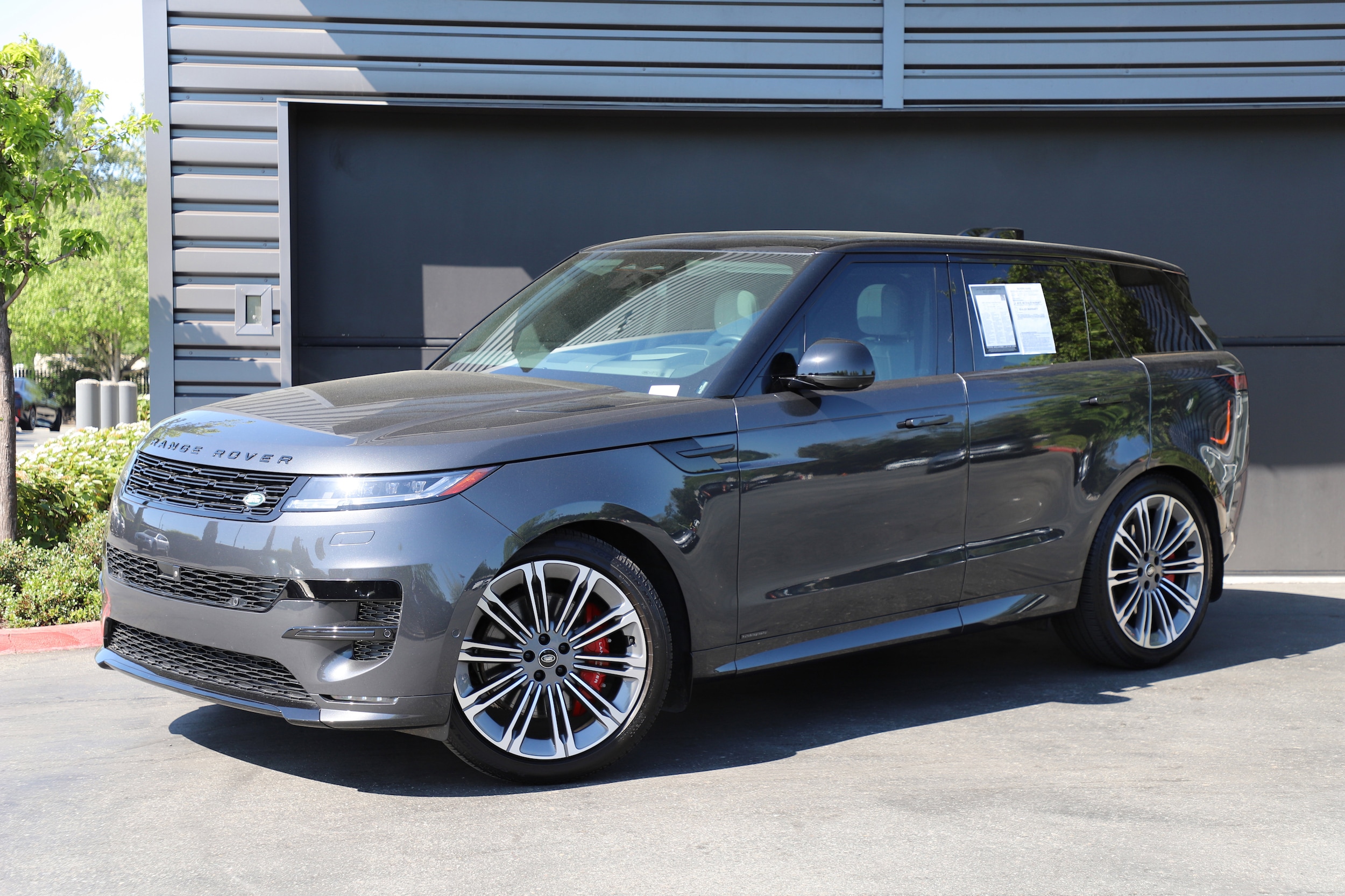 2025 Land Rover Range Rover Sport P530 Autobiography's photo
