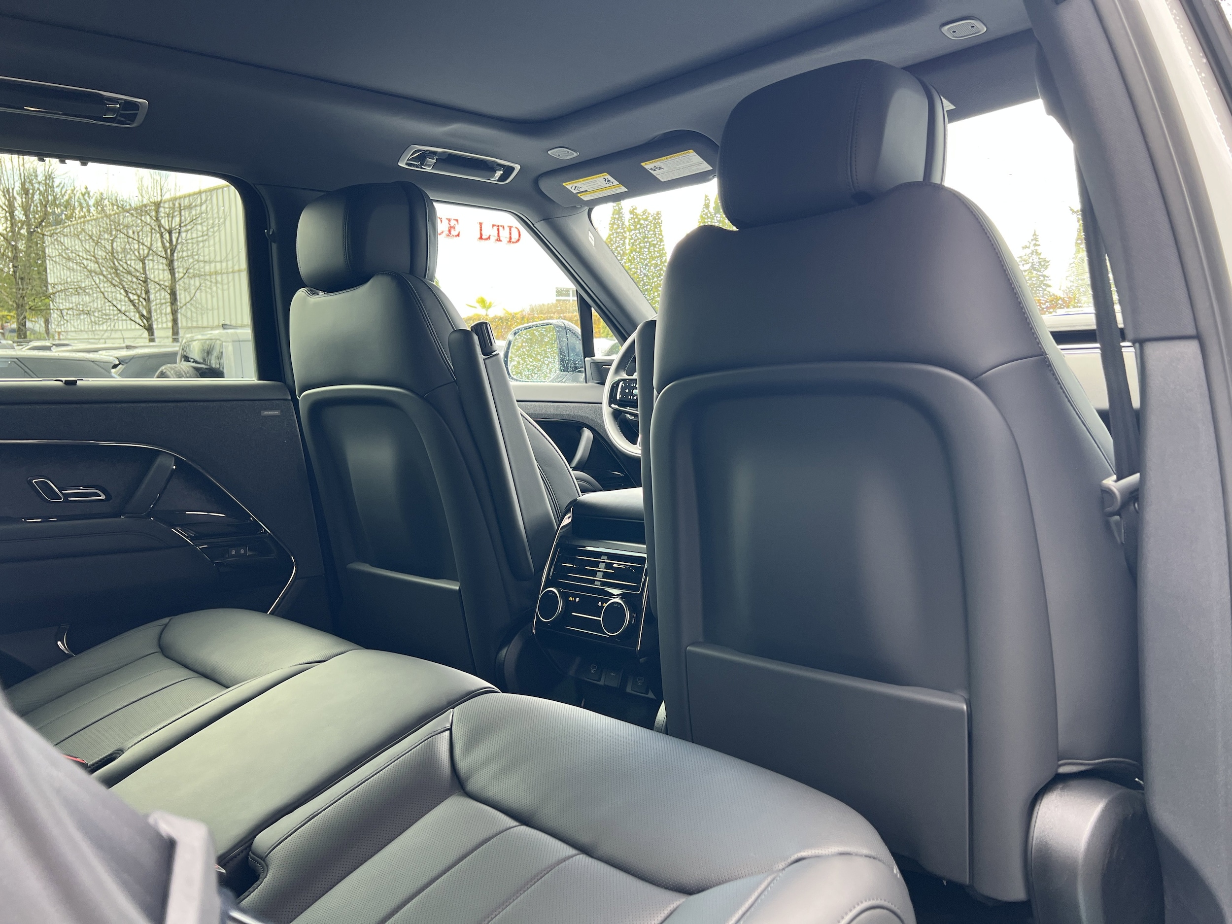 2025 Land Rover Range Rover Sport Dynamic SE - Photo 14