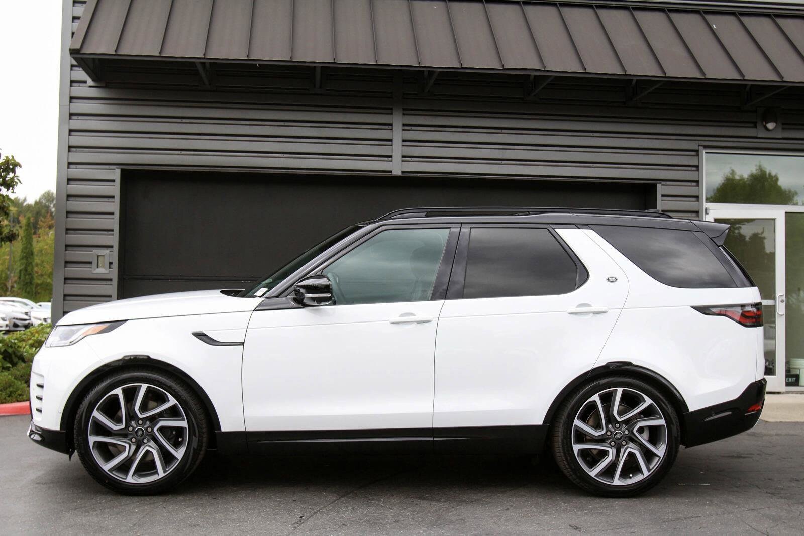 2024 Land Rover Discovery SE photo 4