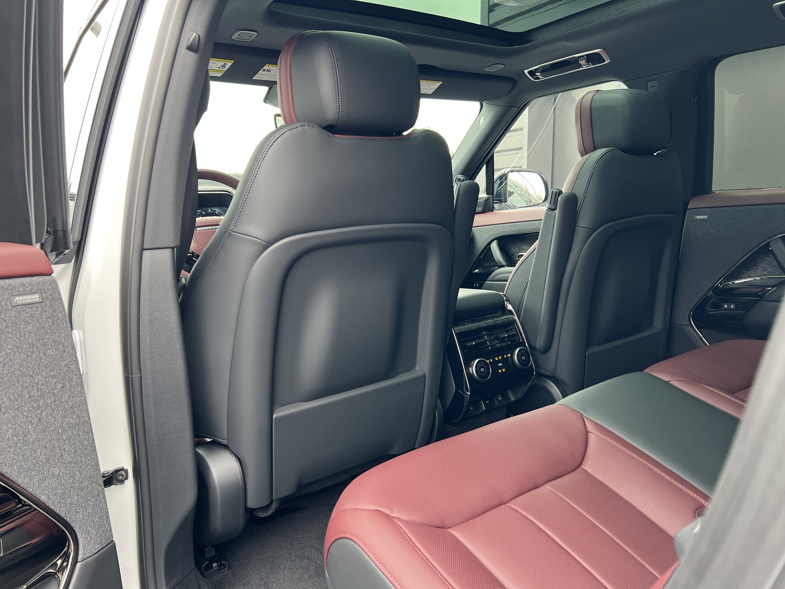 2025 Land Rover Range Rover Sport Dynamic SE - Photo 16