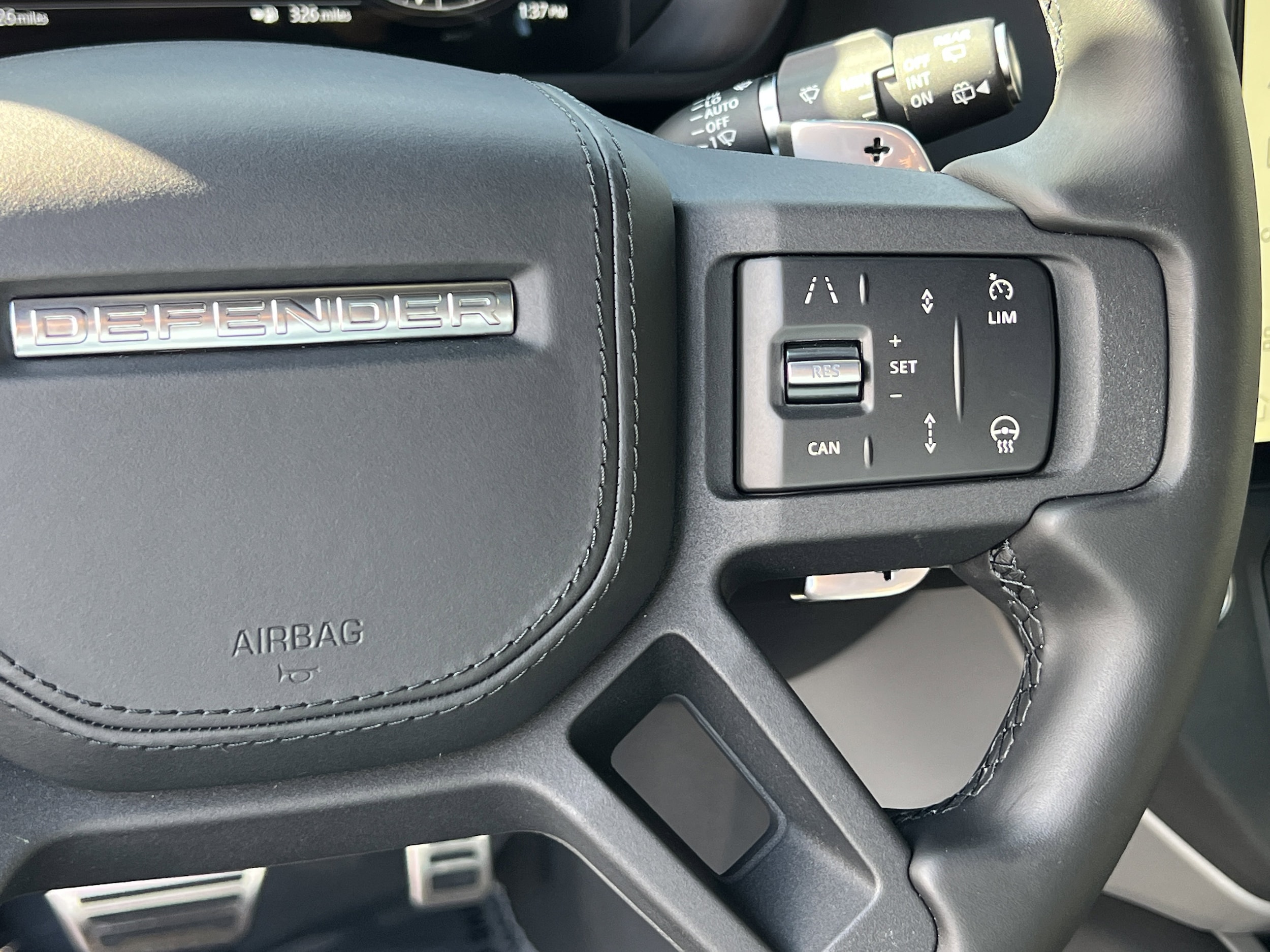 2026 Land Rover Defender V8 - Photo 29
