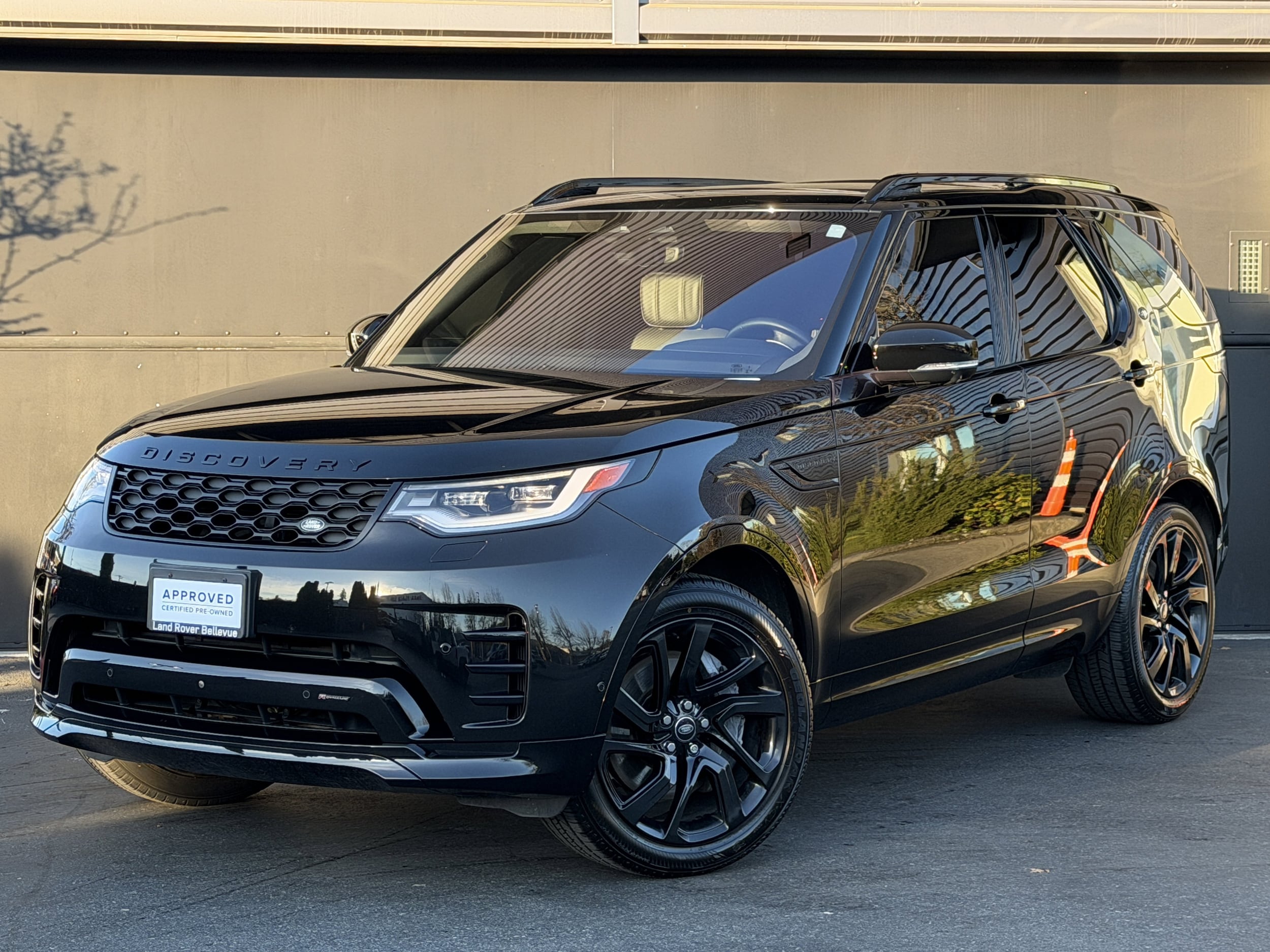 2023 Land Rover Discovery HSE R Dynamic