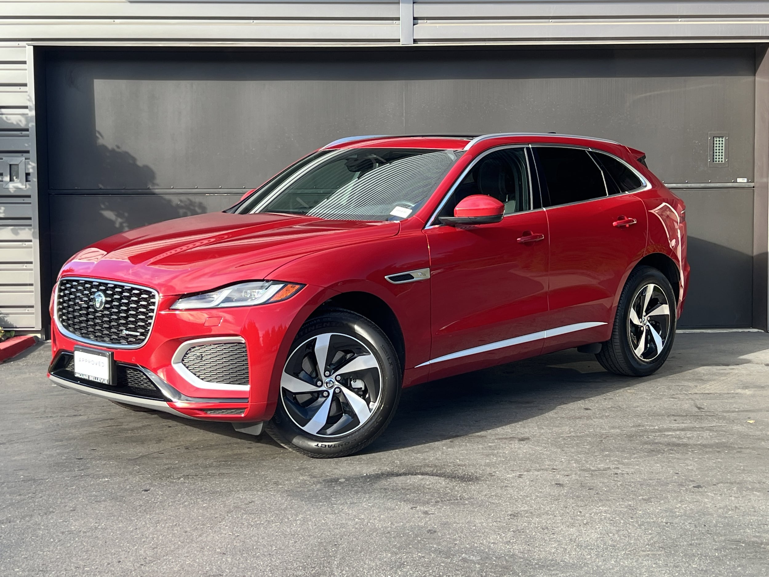 2025 Jaguar F-PACE