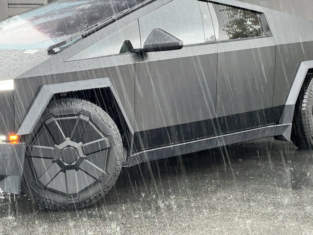 Used 2024 Tesla Cybertruck Base Truck Crew Cab