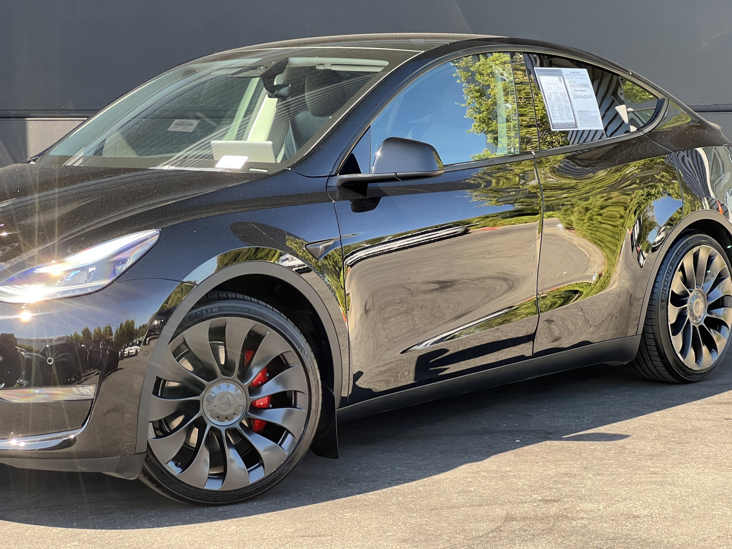 Used 2022 Tesla Model Y Performance with VIN 7SAYGDEFXNF400596 for sale in Kansas City