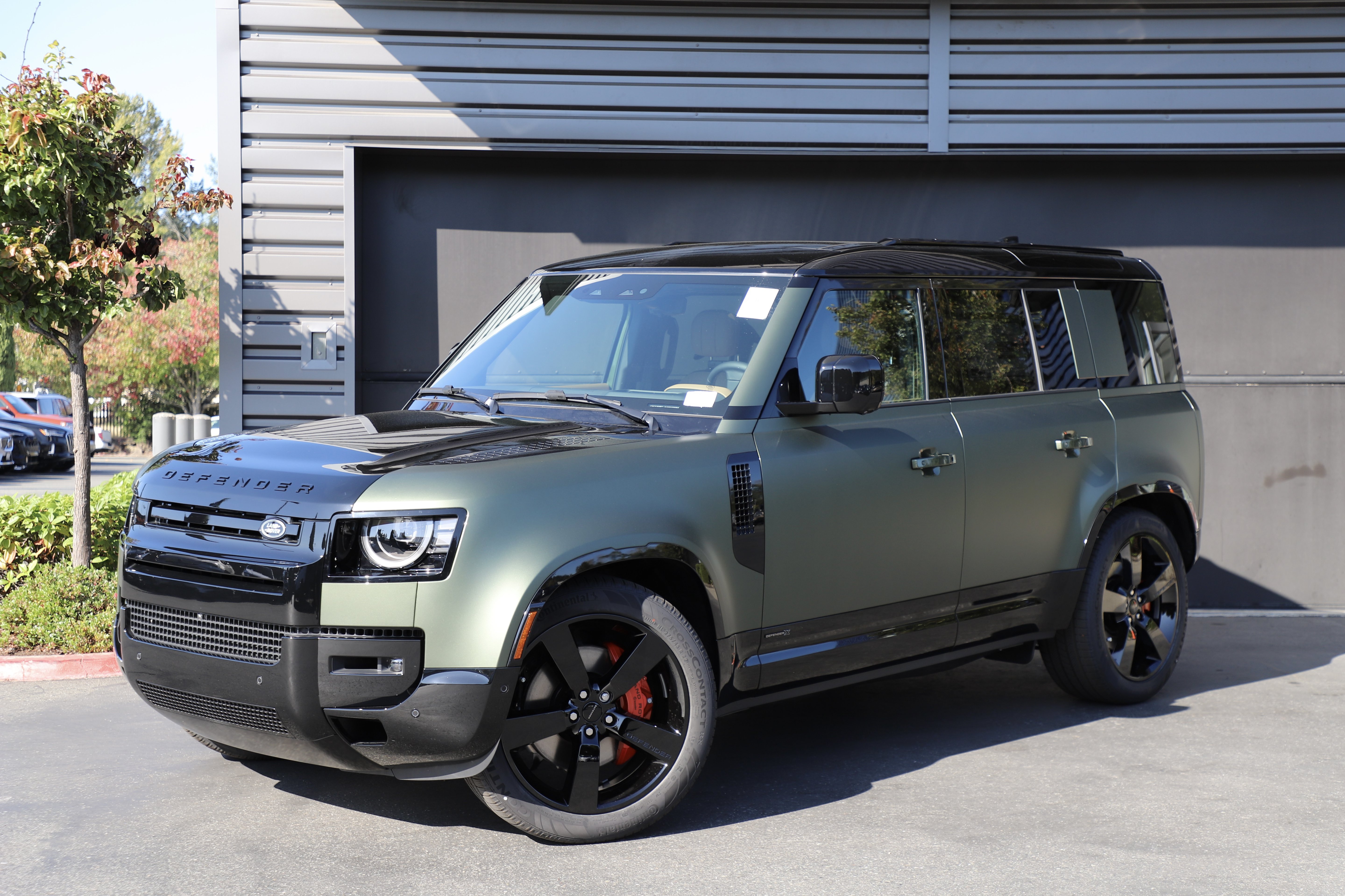 Land Rover Defender 110