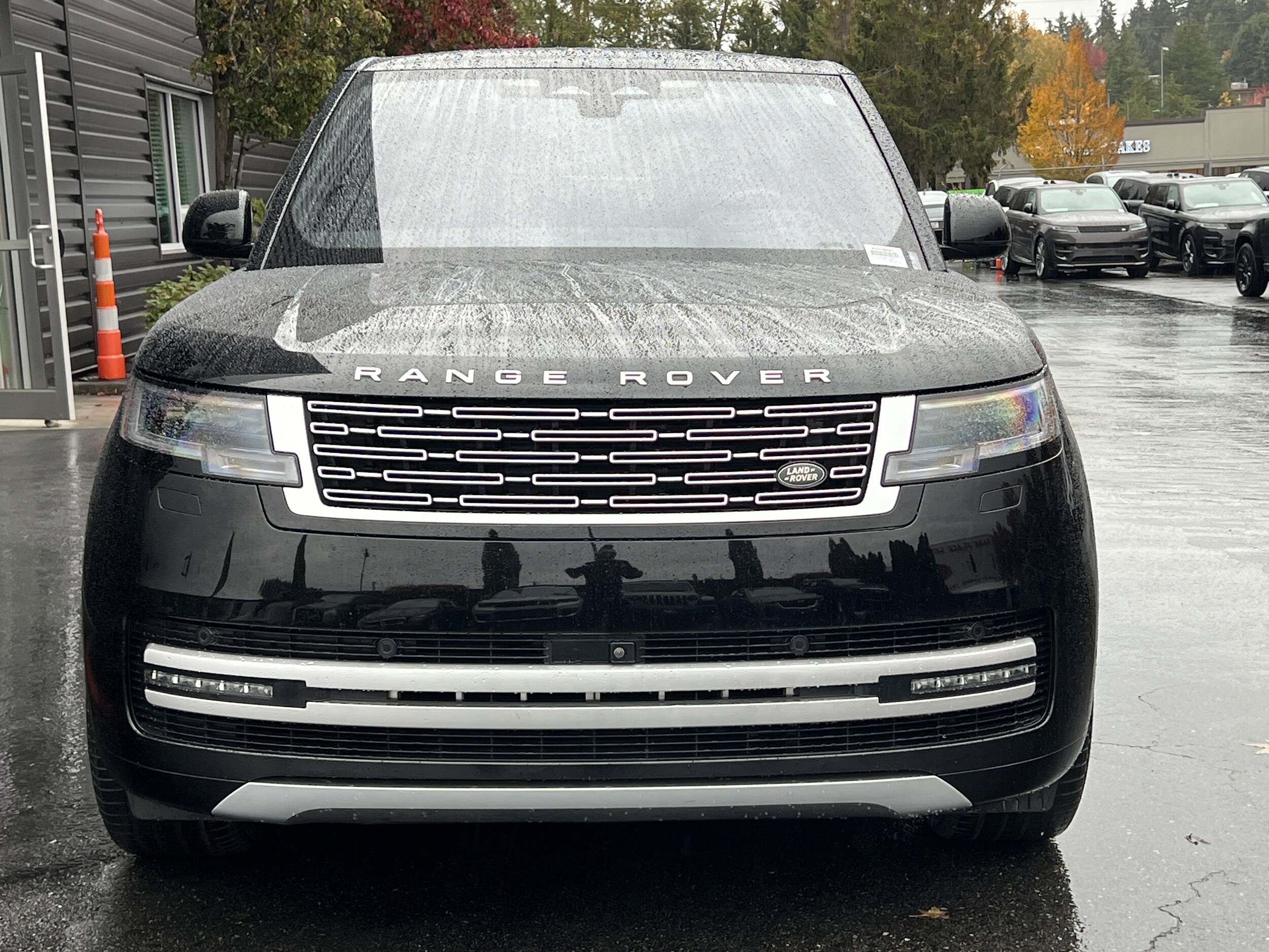 2023 Land Rover Range Rover Autobiography photo 2