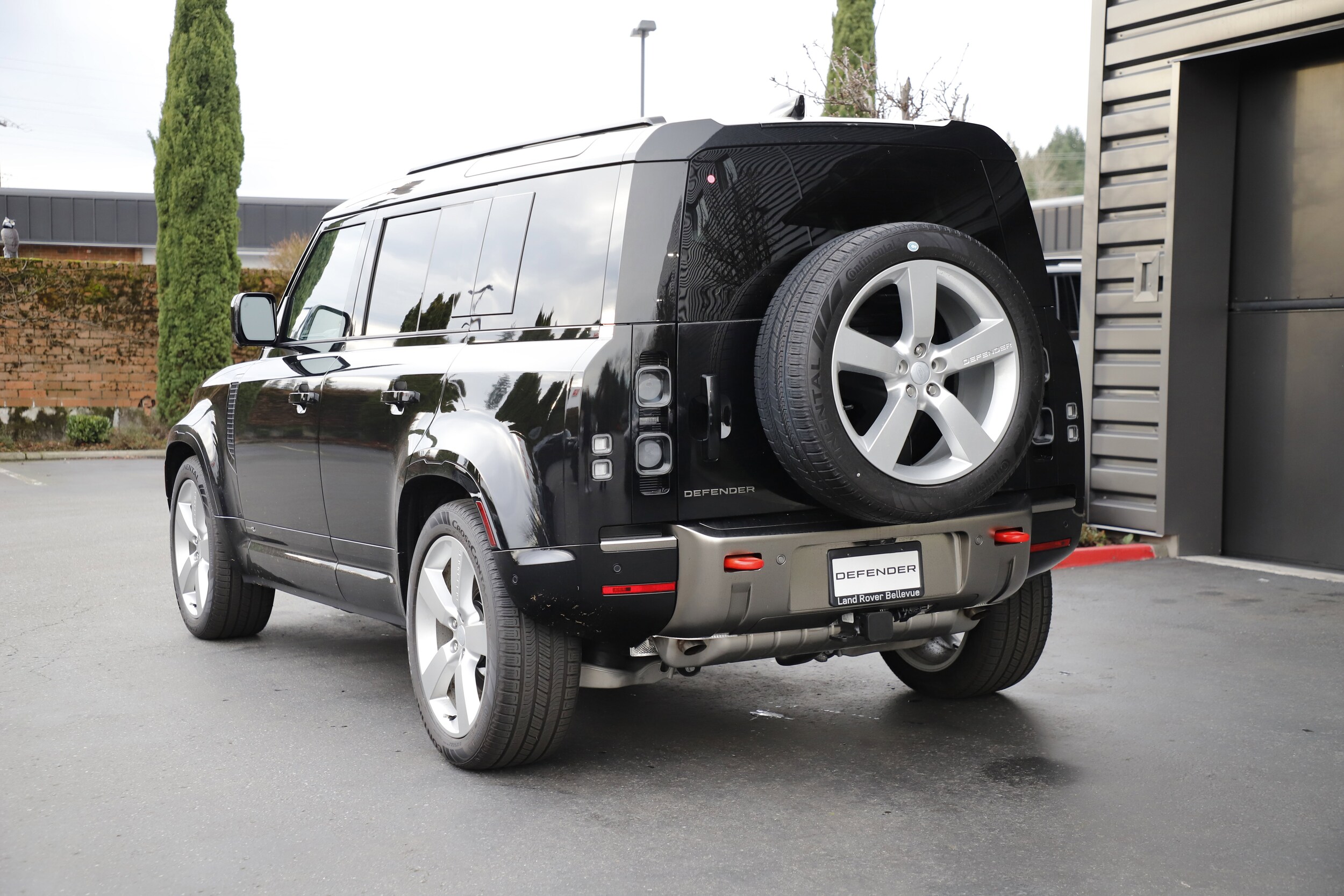 2025 Land Rover Defender X - Photo 26