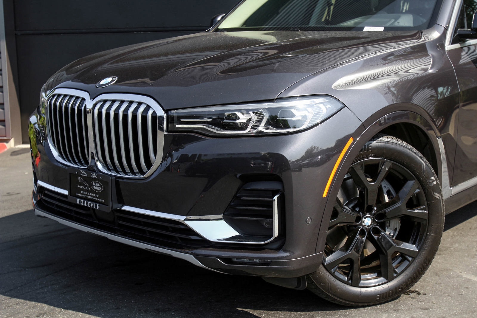 Used 2021 BMW X7 40i with VIN 5UXCW2C04M9E17689 for sale in Bellevue, WA