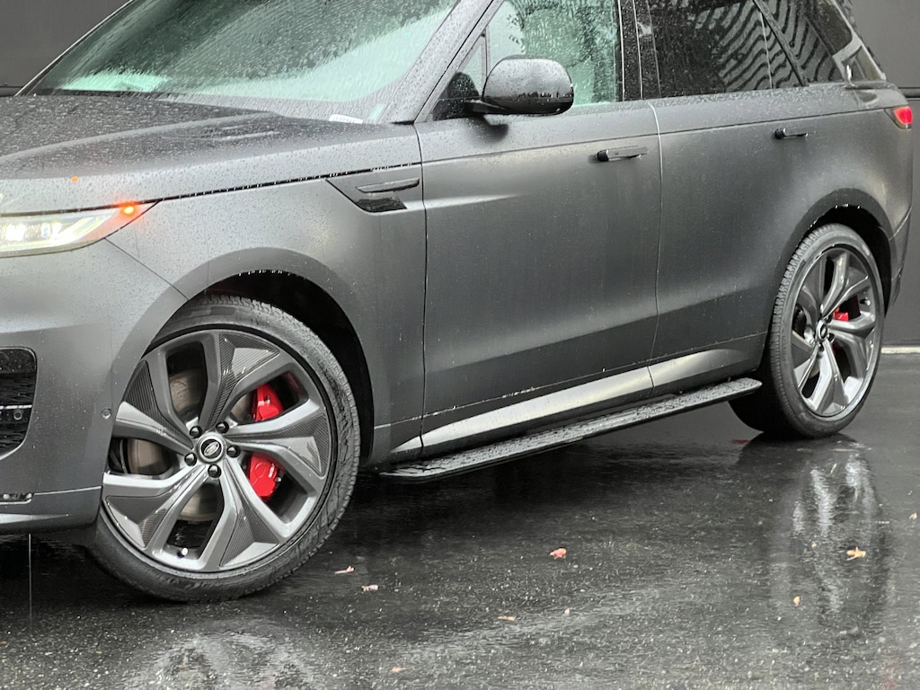 New 2025 Land Rover Range Rover Sport Dynamic SE SUV